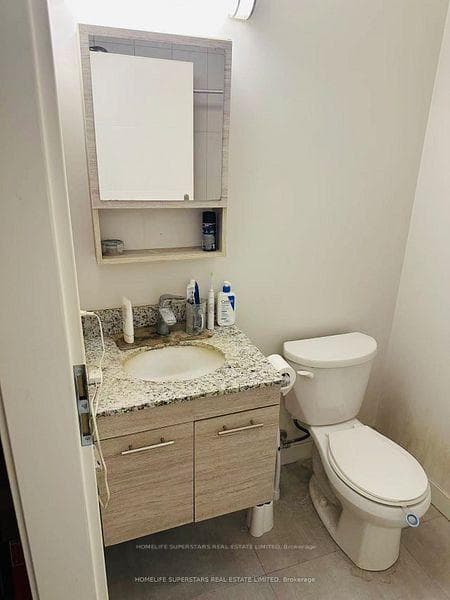 251 Hemlock Street Unit 105 photo 9