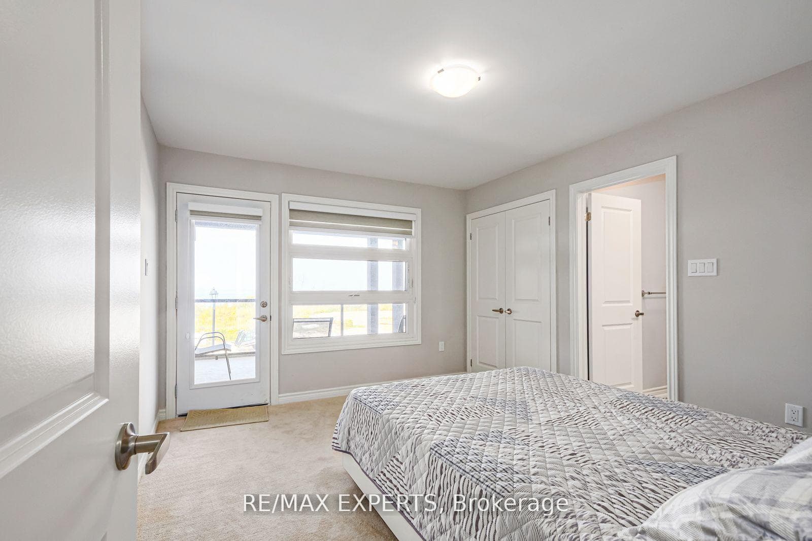 131 Sebastian Street photo 15