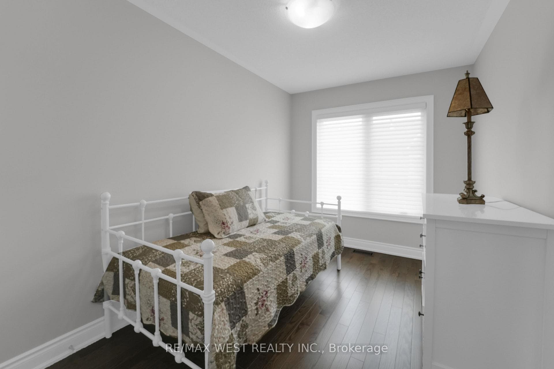 33 Allegranza Avenue photo 27
