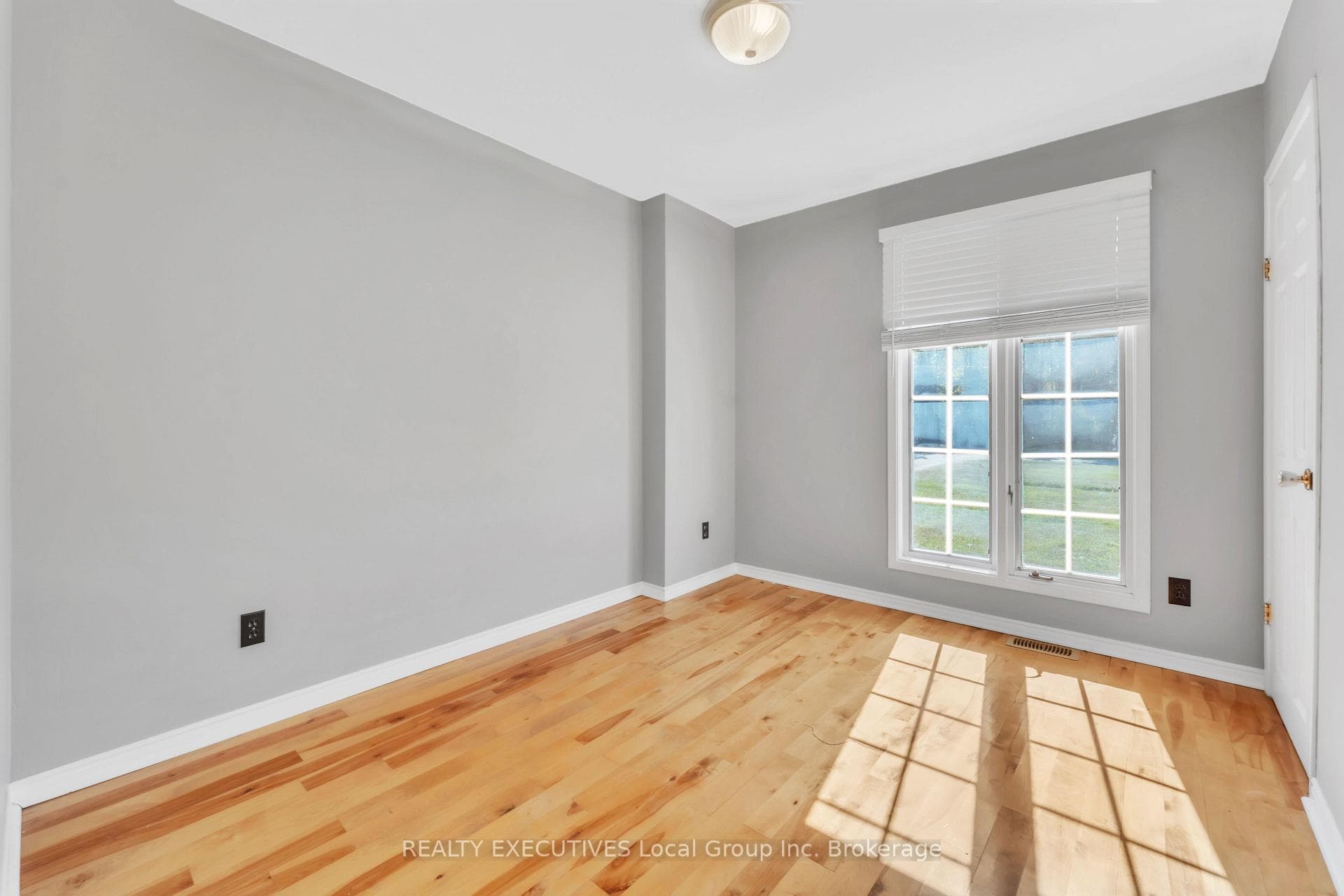 400 Bomarc Road photo 27