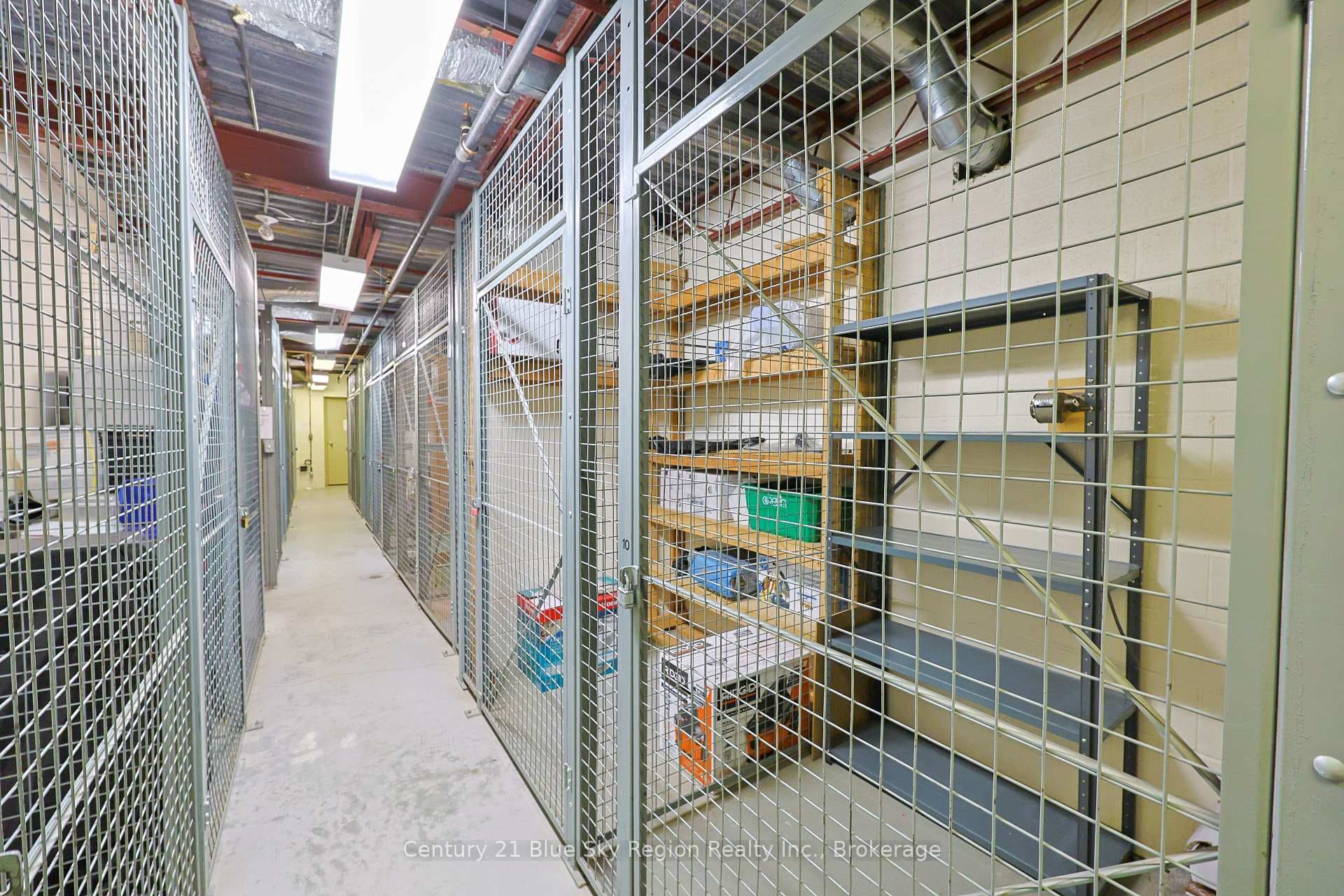 155 Timmins Street Unit 301 photo 38