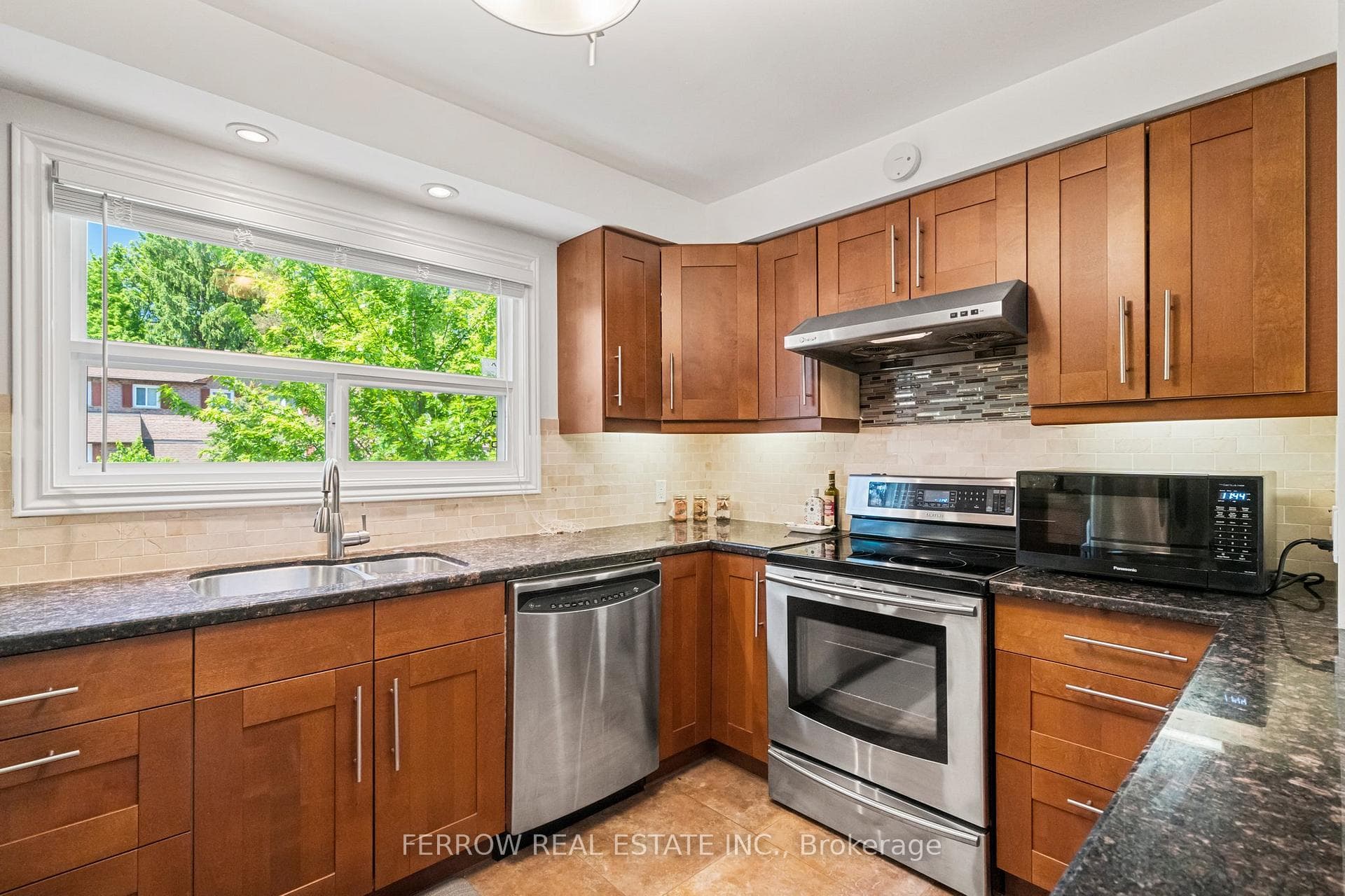19 Cottonwood Court photo 13
