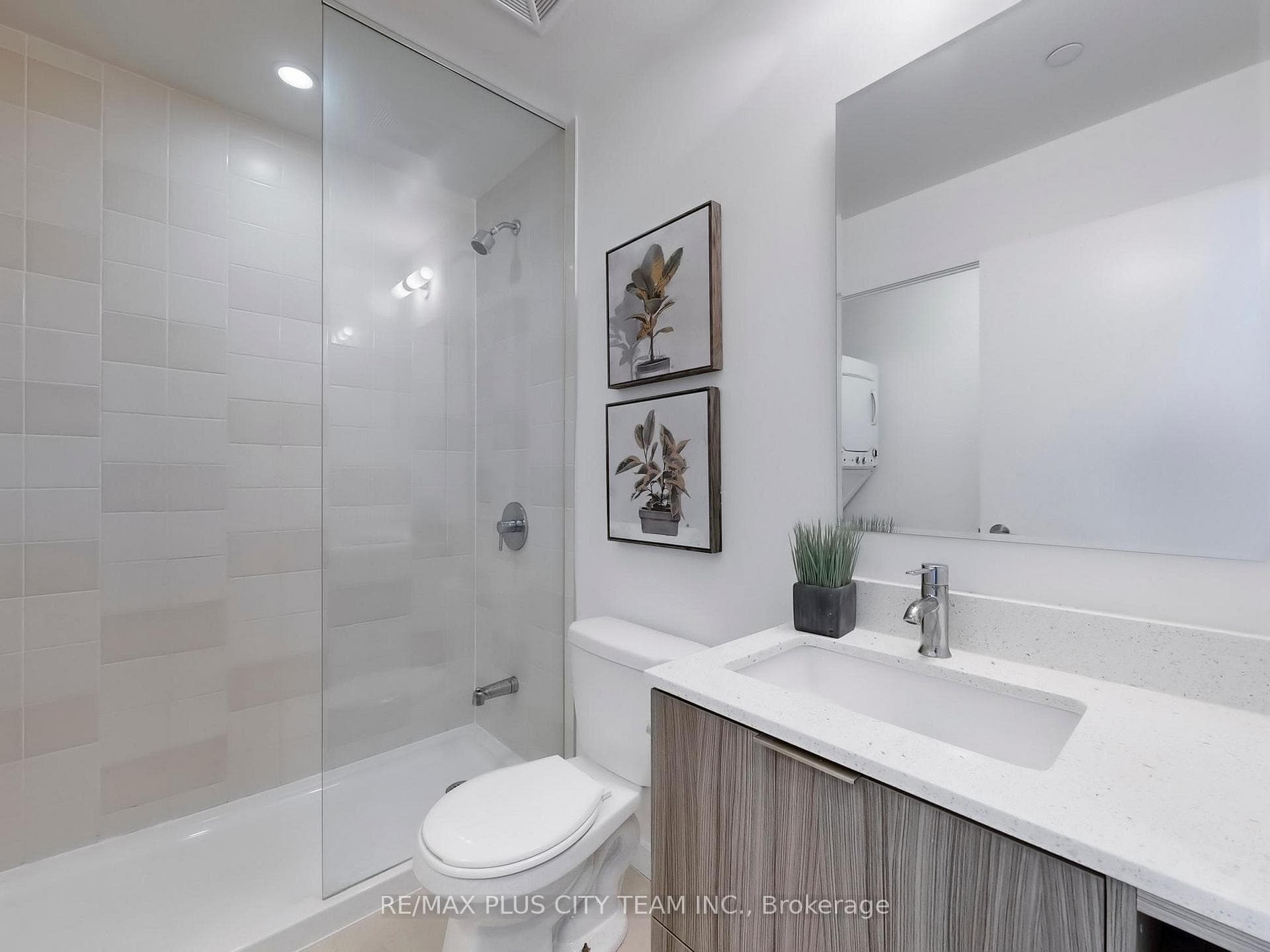 52 Forest Manor Road Unit 621 photo 16
