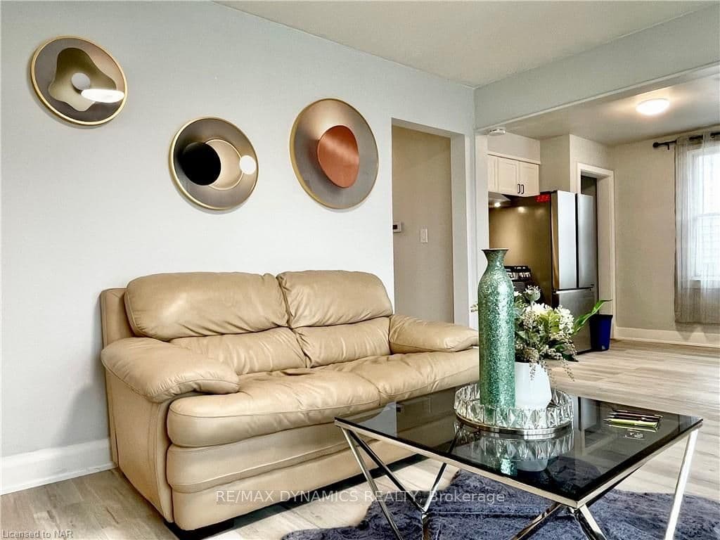 5793 DIXON Street photo 3