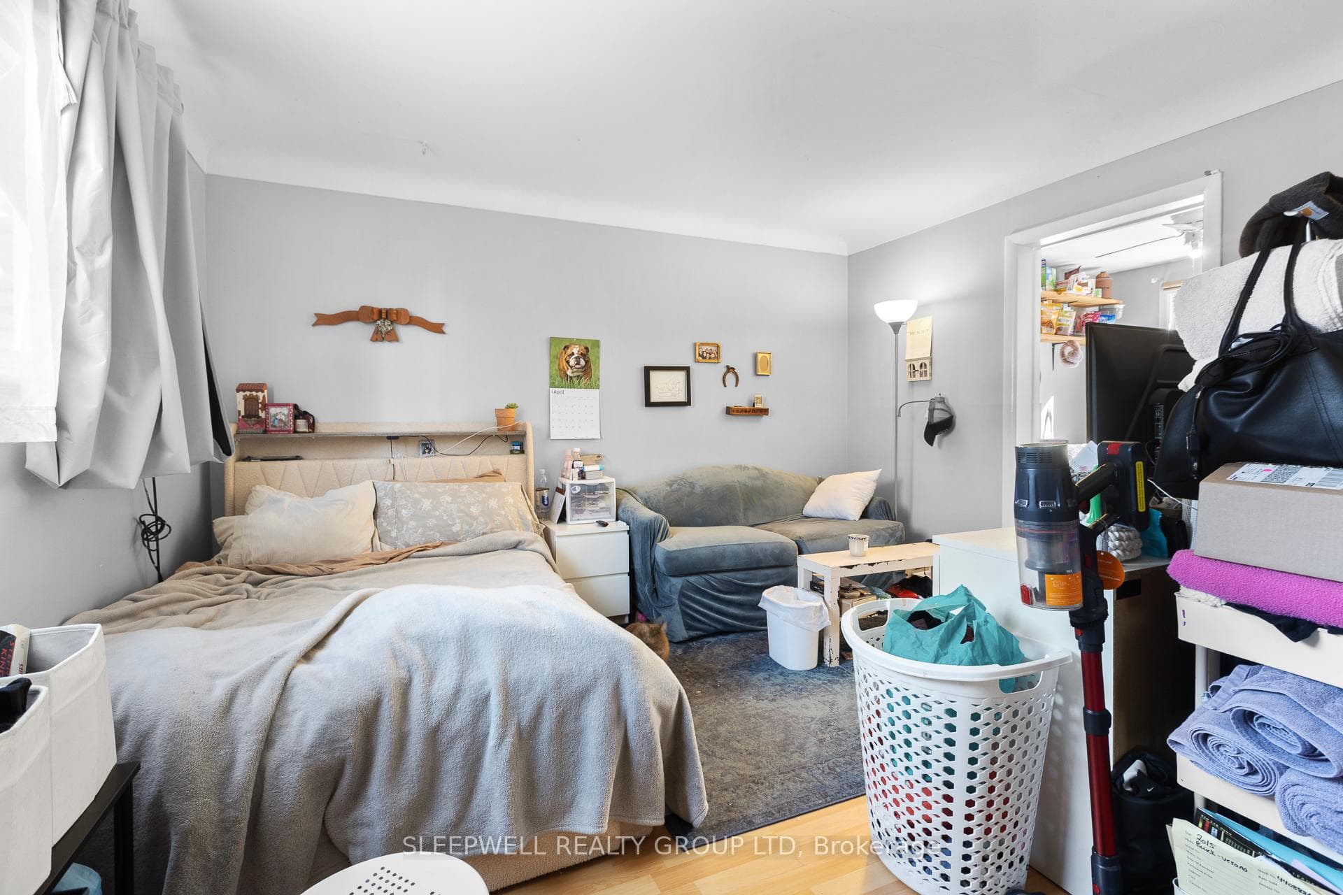 473 Vernon Avenue photo 16
