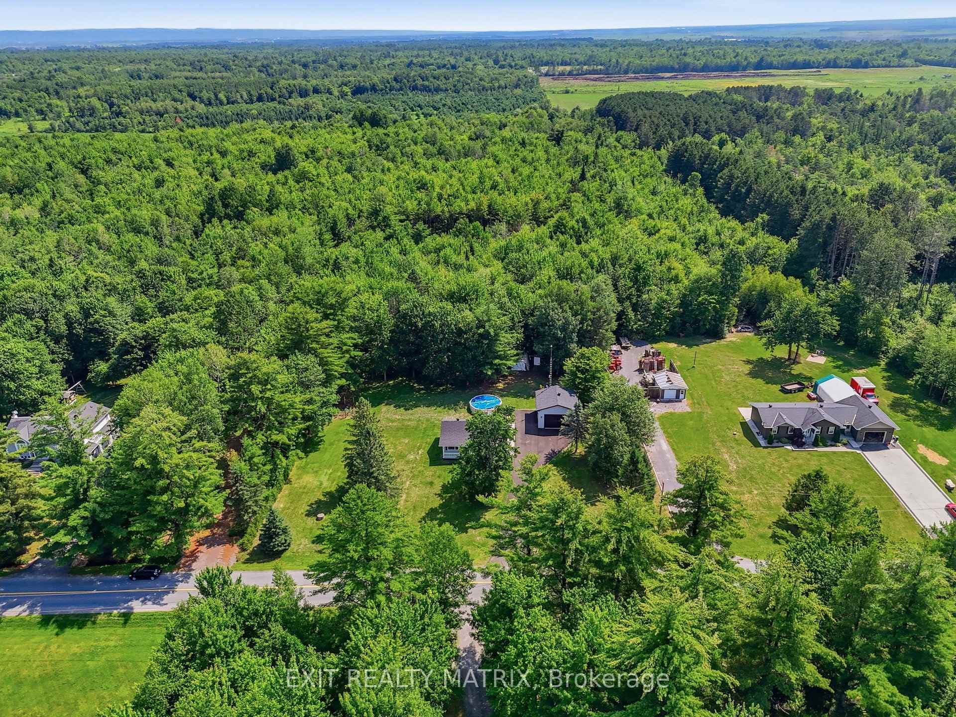 639 Boundary Road photo 38