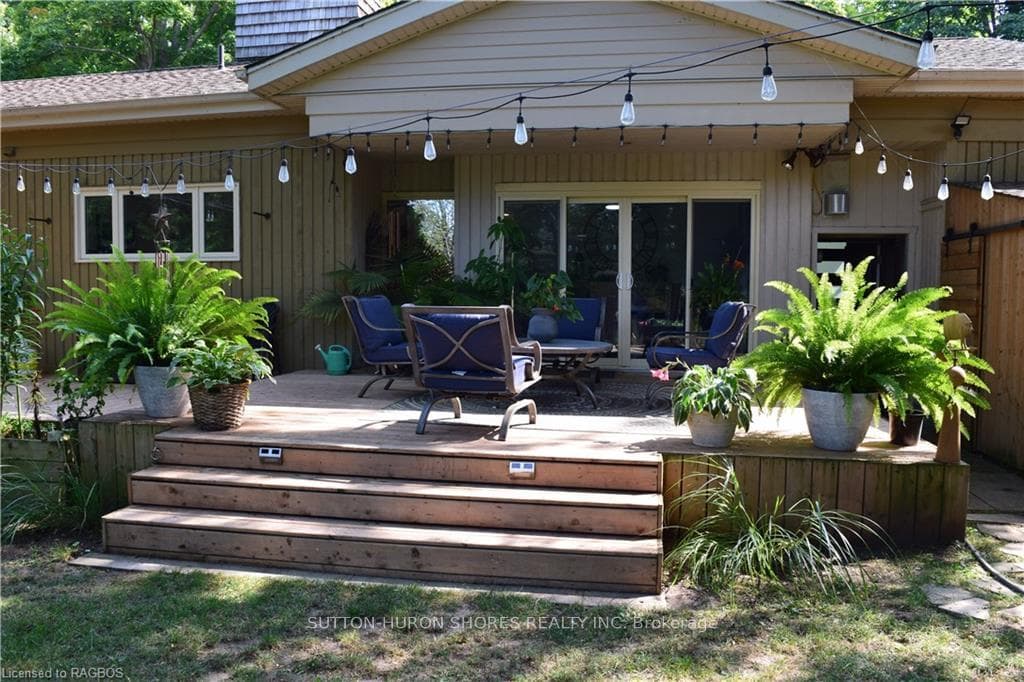 230 TYENDINAGA Drive photo 33