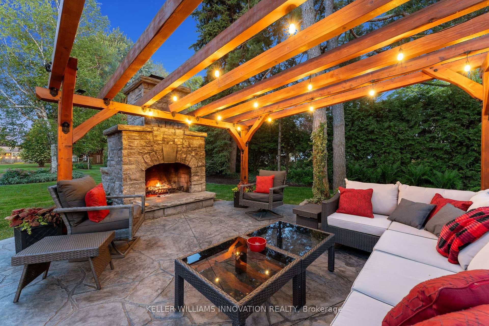 169 James Street photo 41