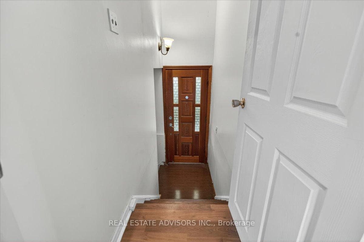 84 Ardglen Drive photo 23