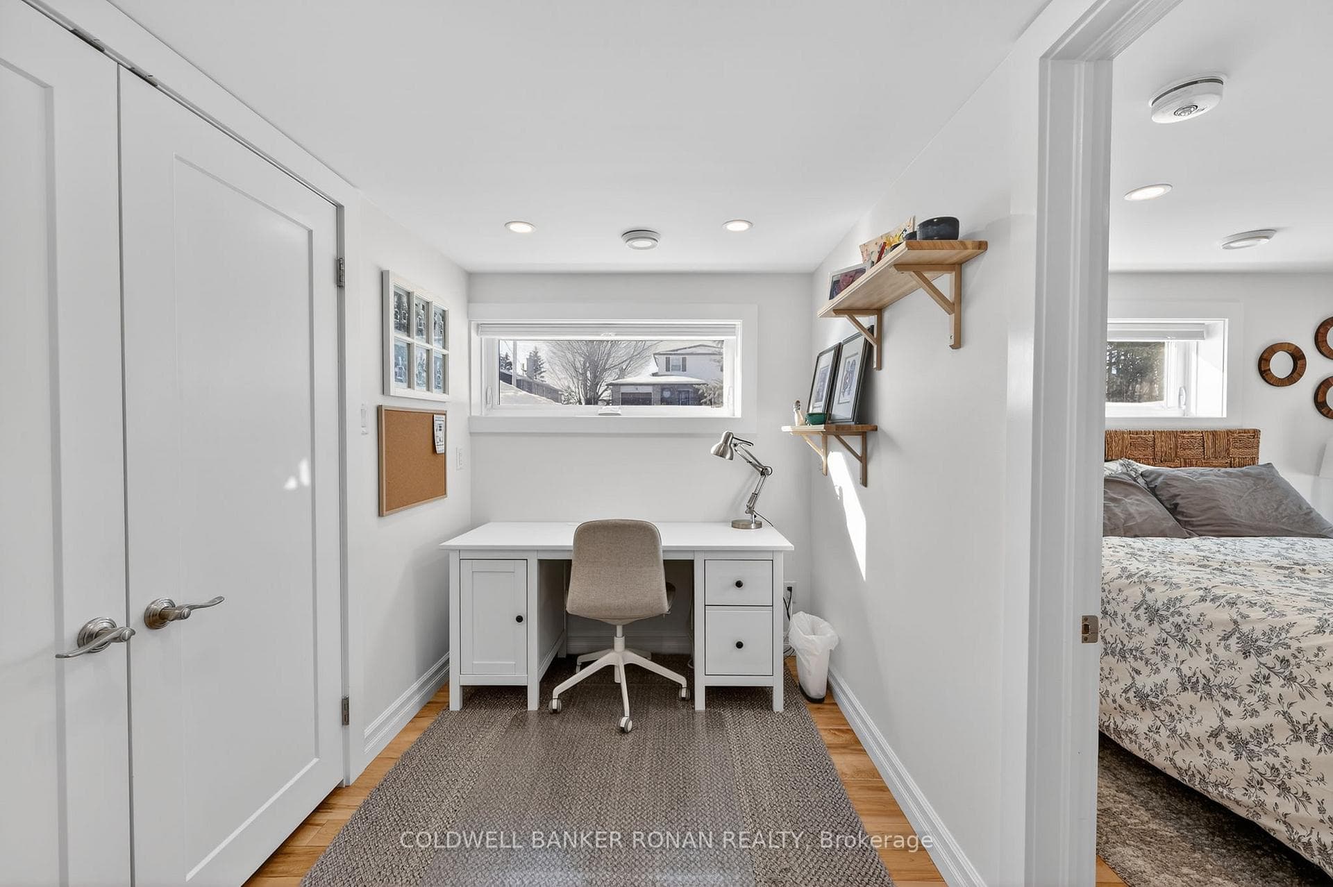 96 Boyne Crescent photo 33