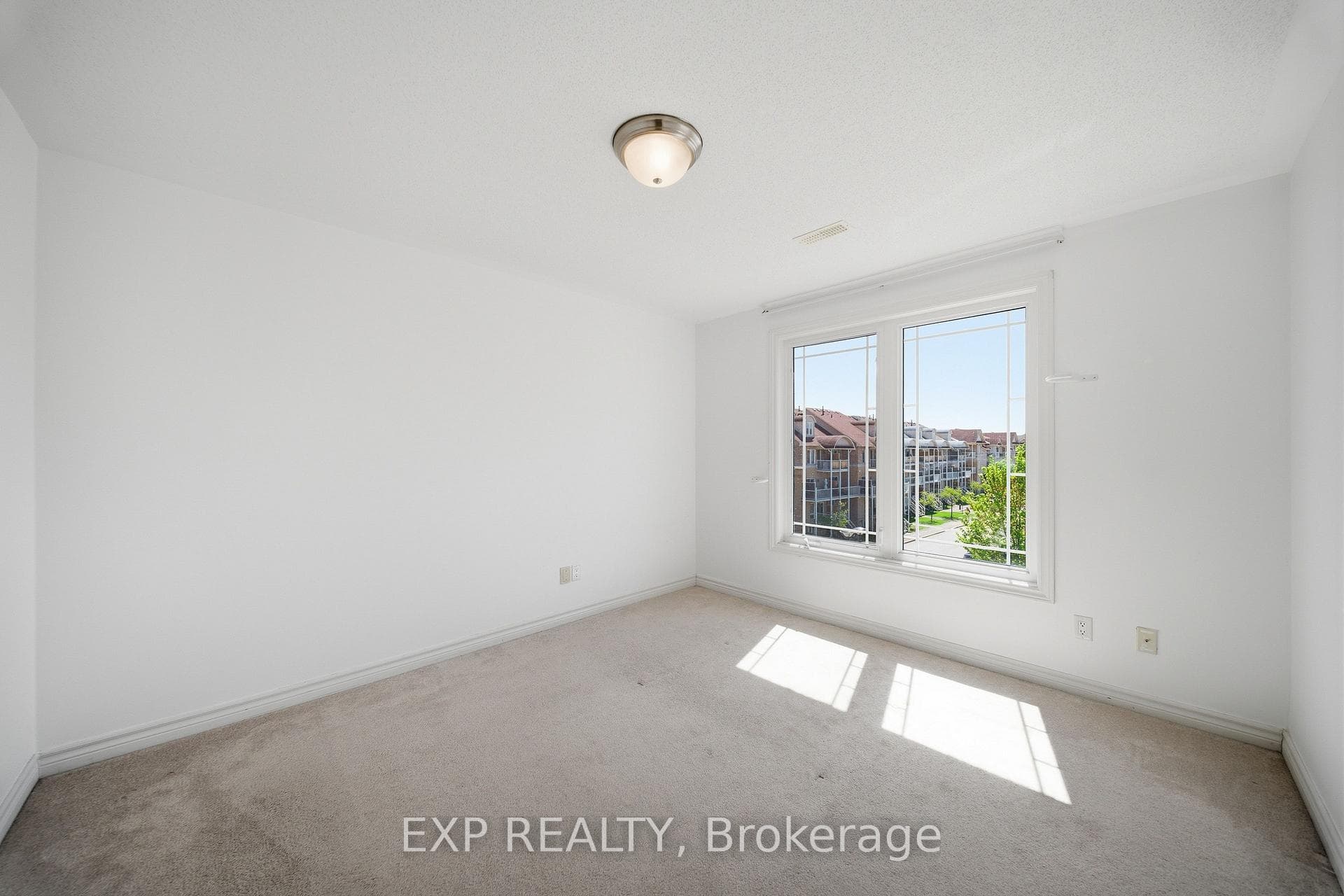 369 Paseo Private Unit 8 photo 10