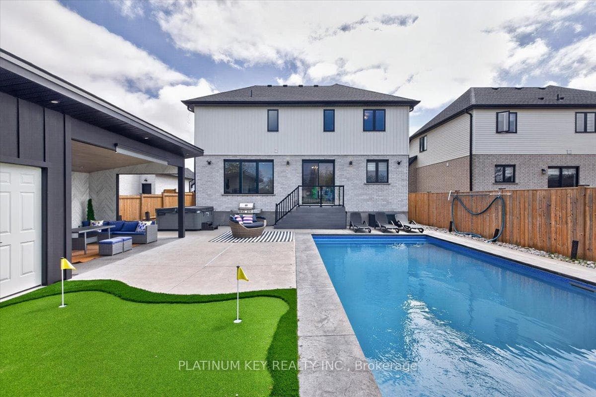 124 OPTIMIST Drive photo 36