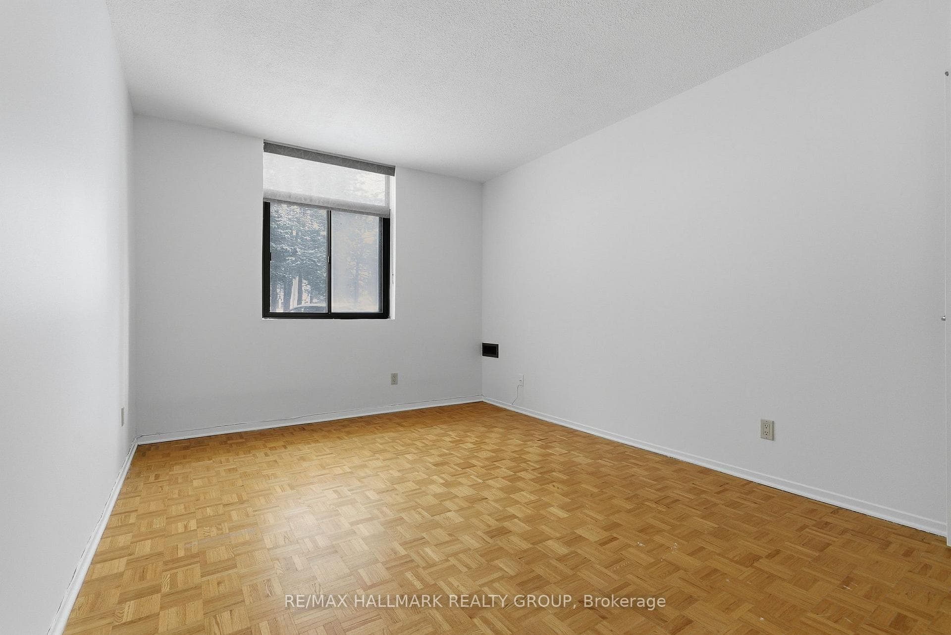 2871 Richmond Road Unit 411 photo 12