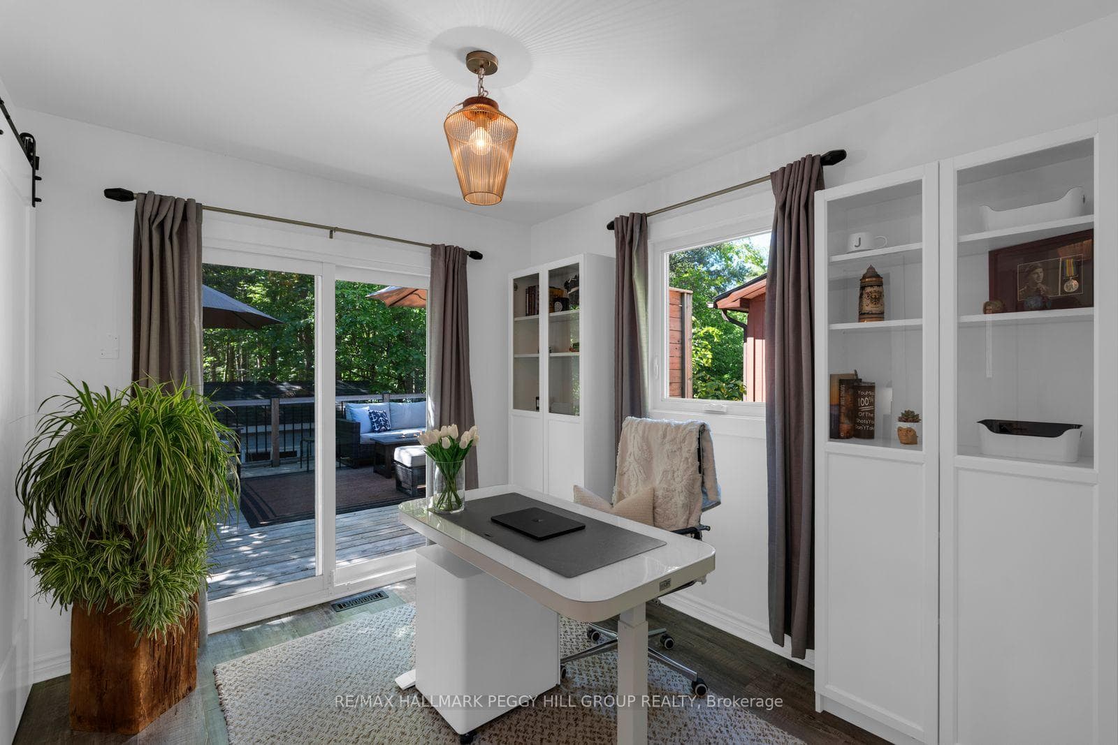 19 Austen Lane photo 10