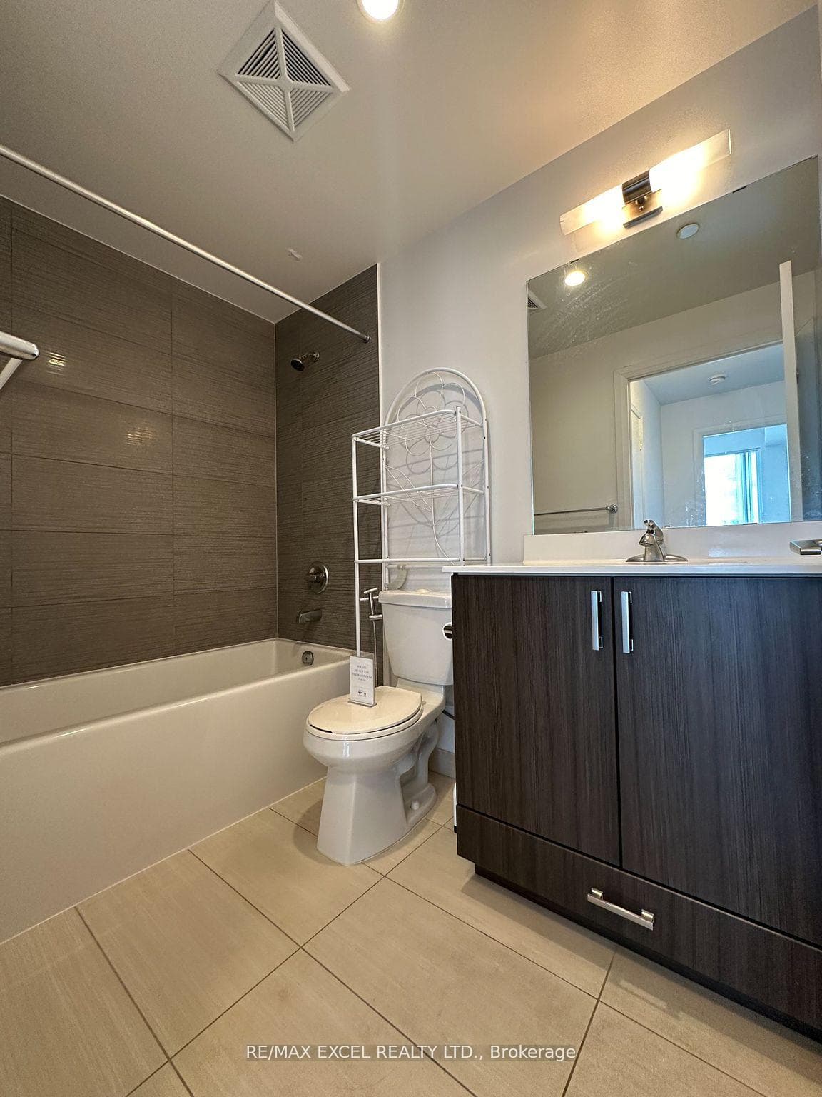 55 Ann O'reilly Road Unit 1002 photo 9