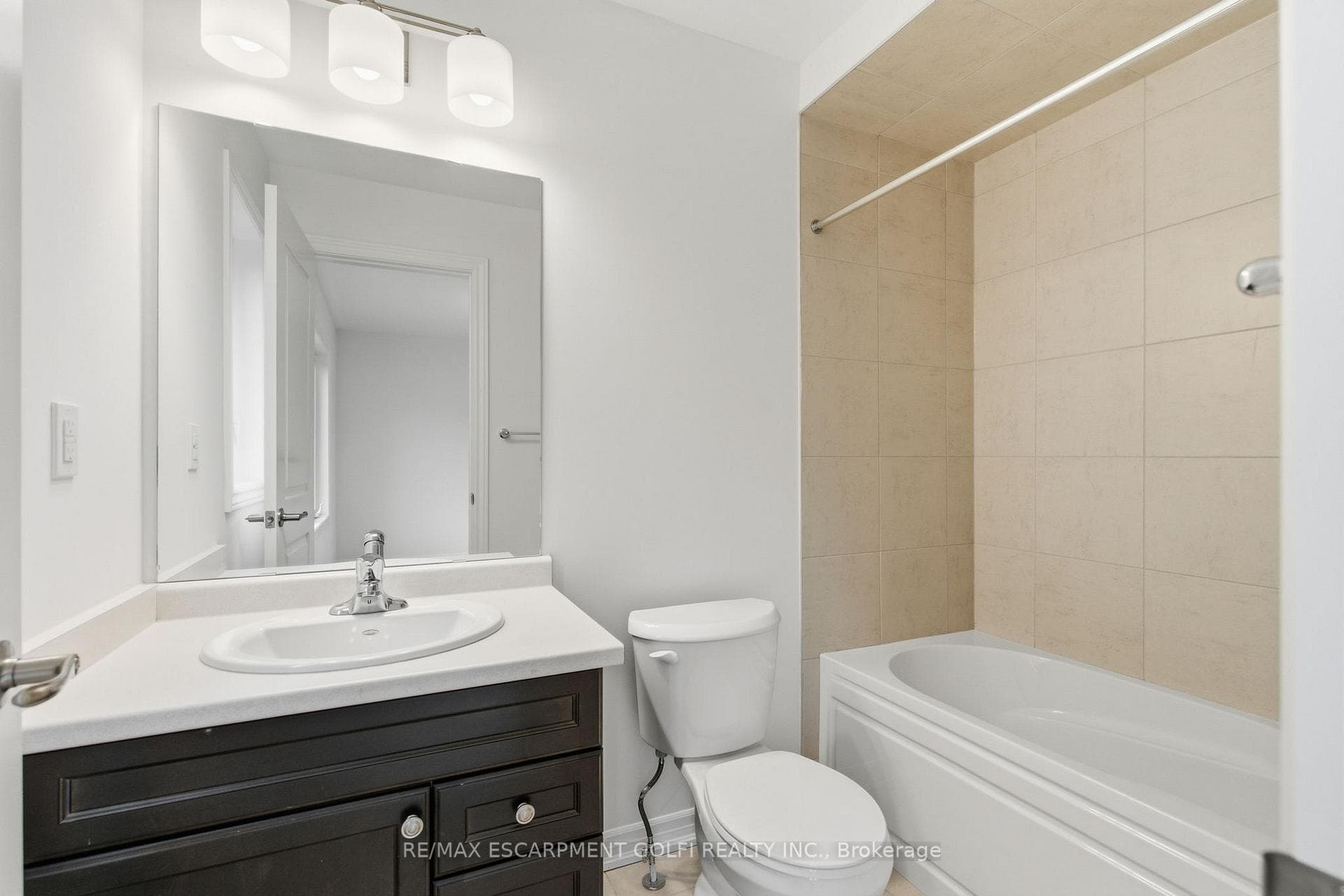 620 Colborne Street Unit 20 photo 15