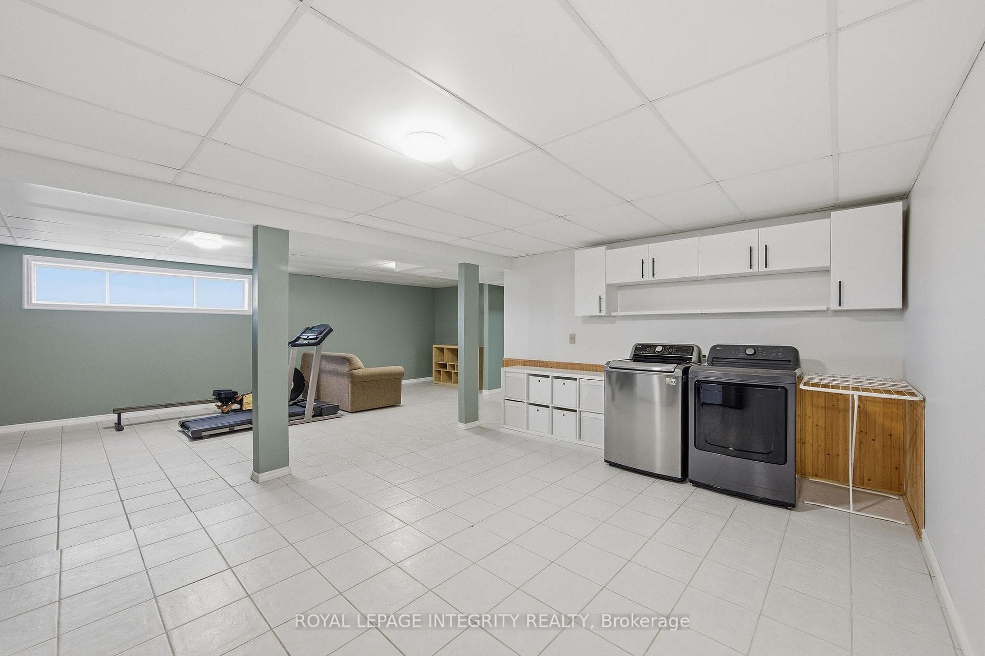 4000 Drouin Road photo 32