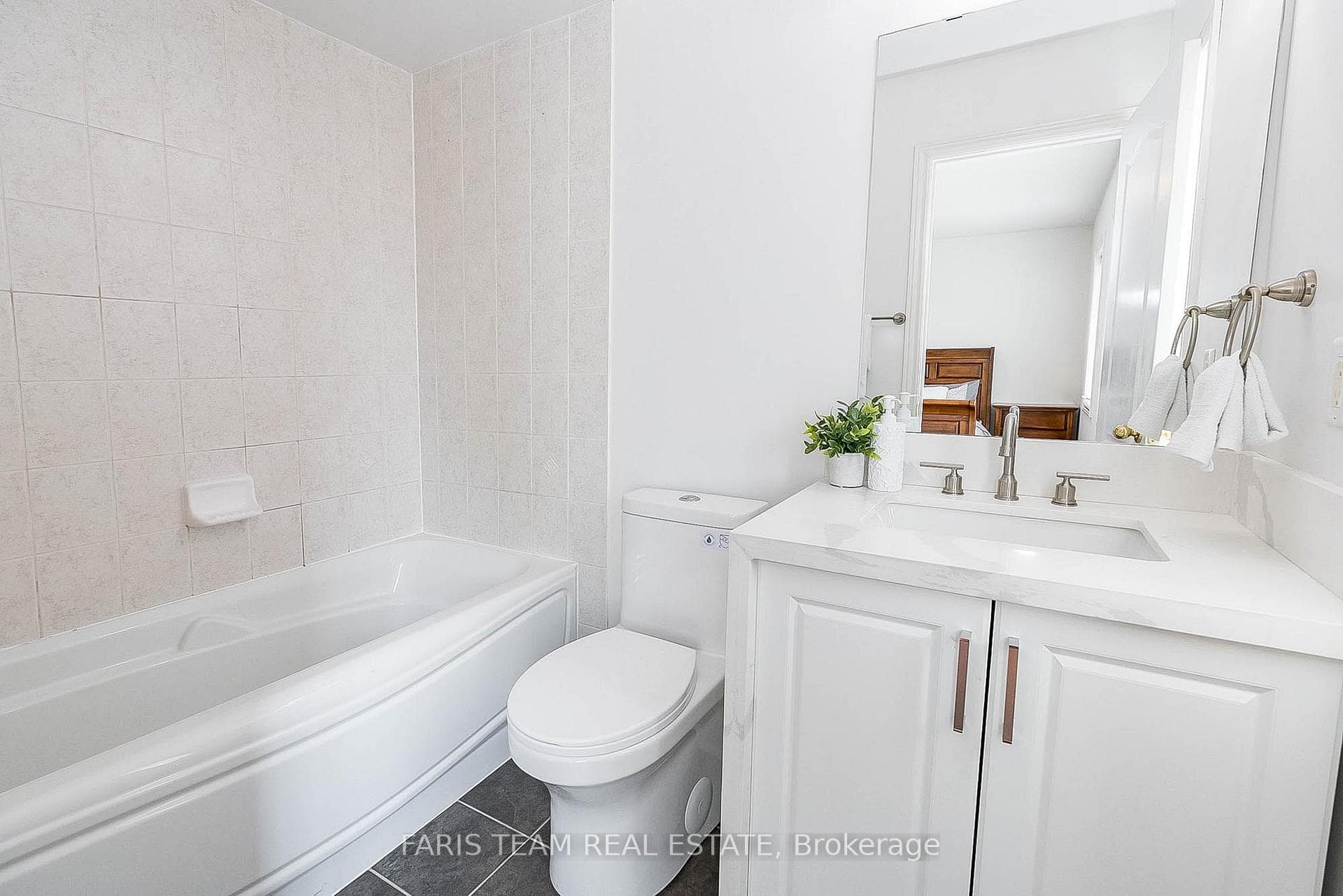 166 Tower Hill Road photo 22