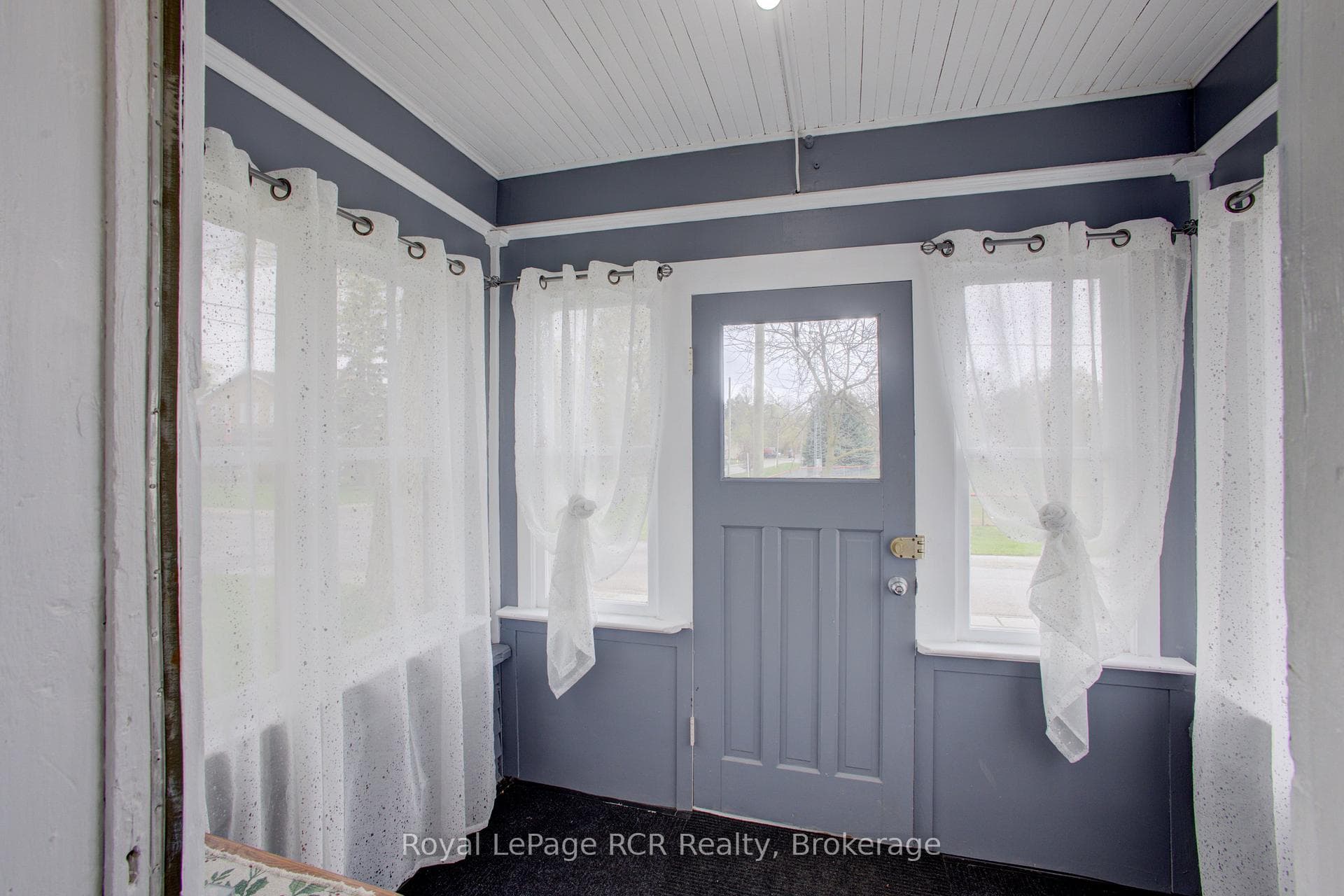 58 Mccutcheon Drive photo 2