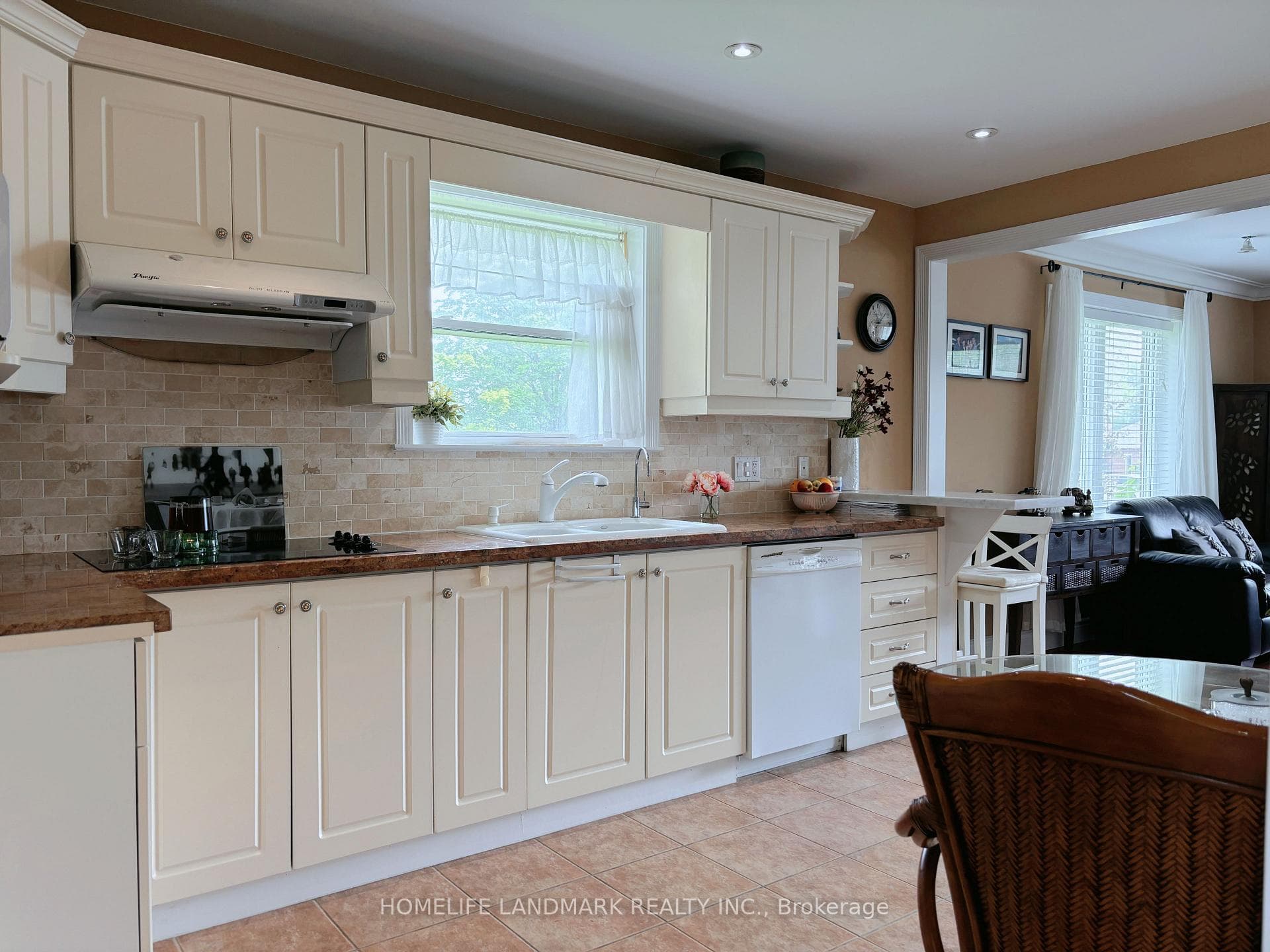 32 Garden Park Avenue photo 10