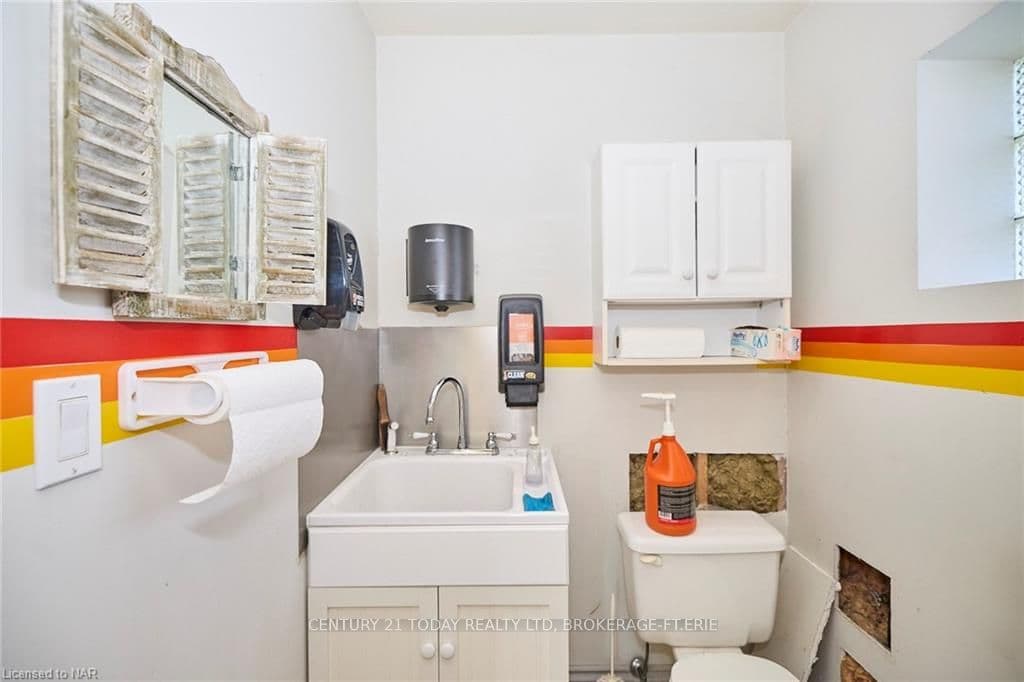 2122 NIGH Road photo 45