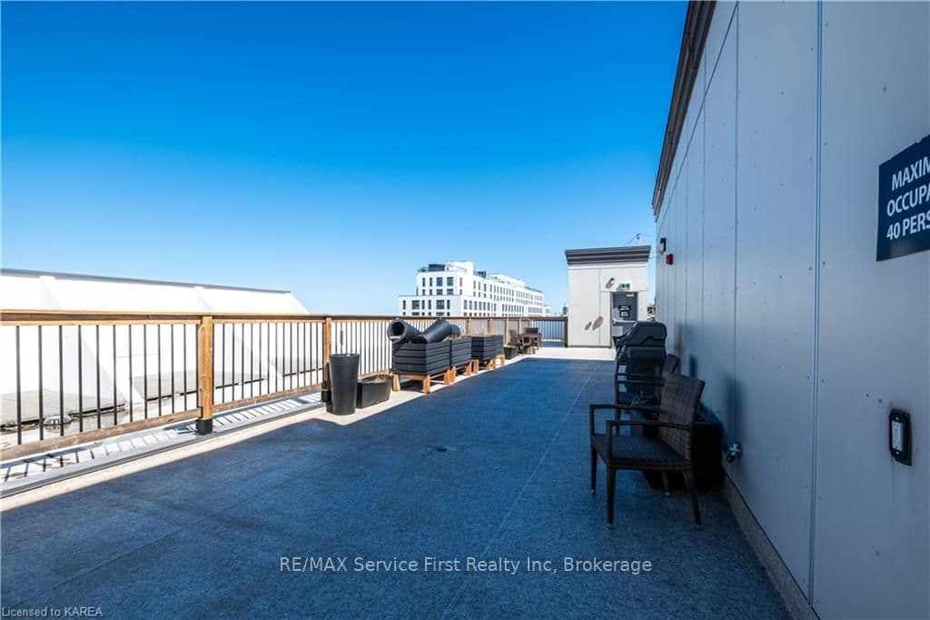 630 PRINCESS Street Unit 307 photo 20