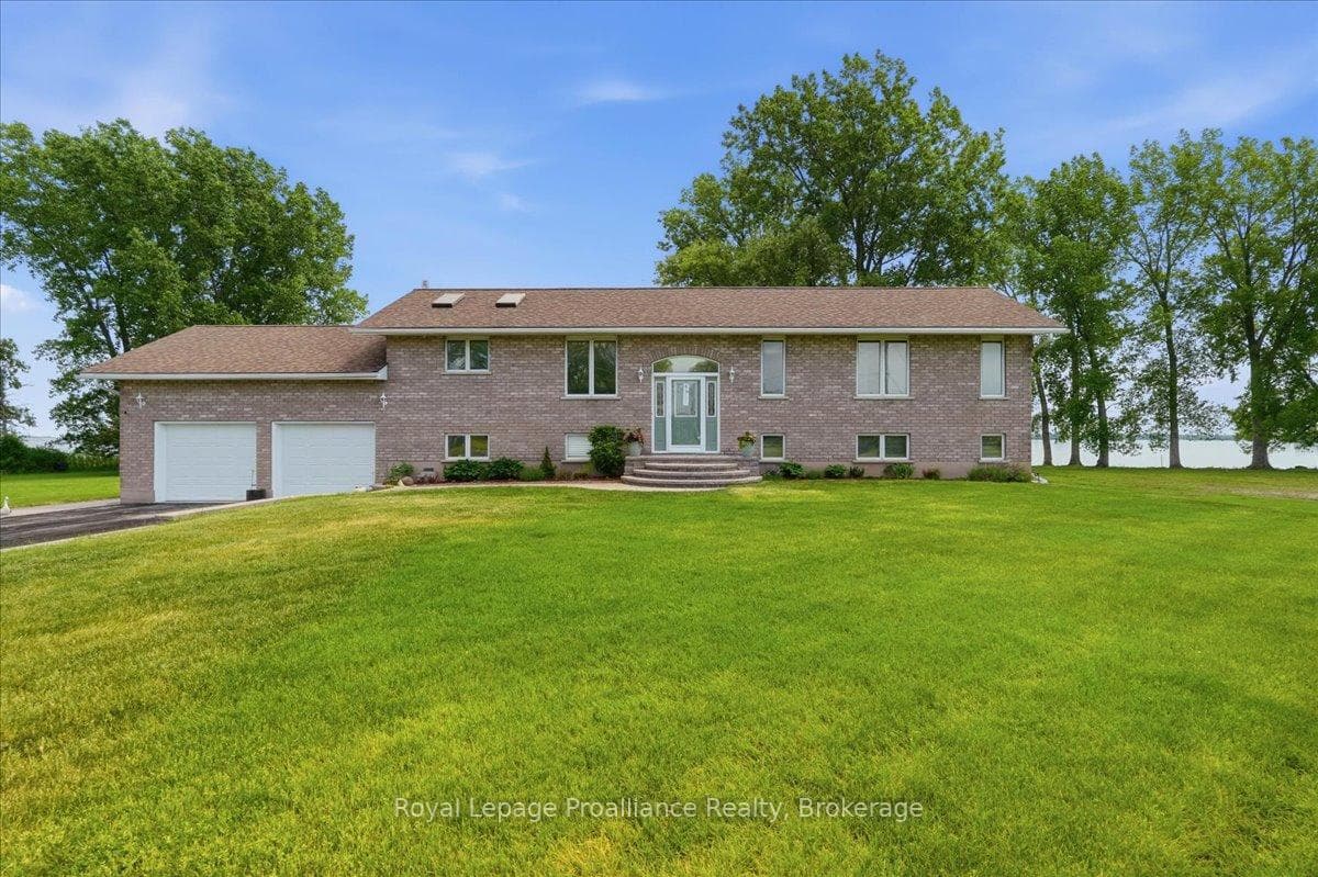 40 Wallbridge Circle photo 3