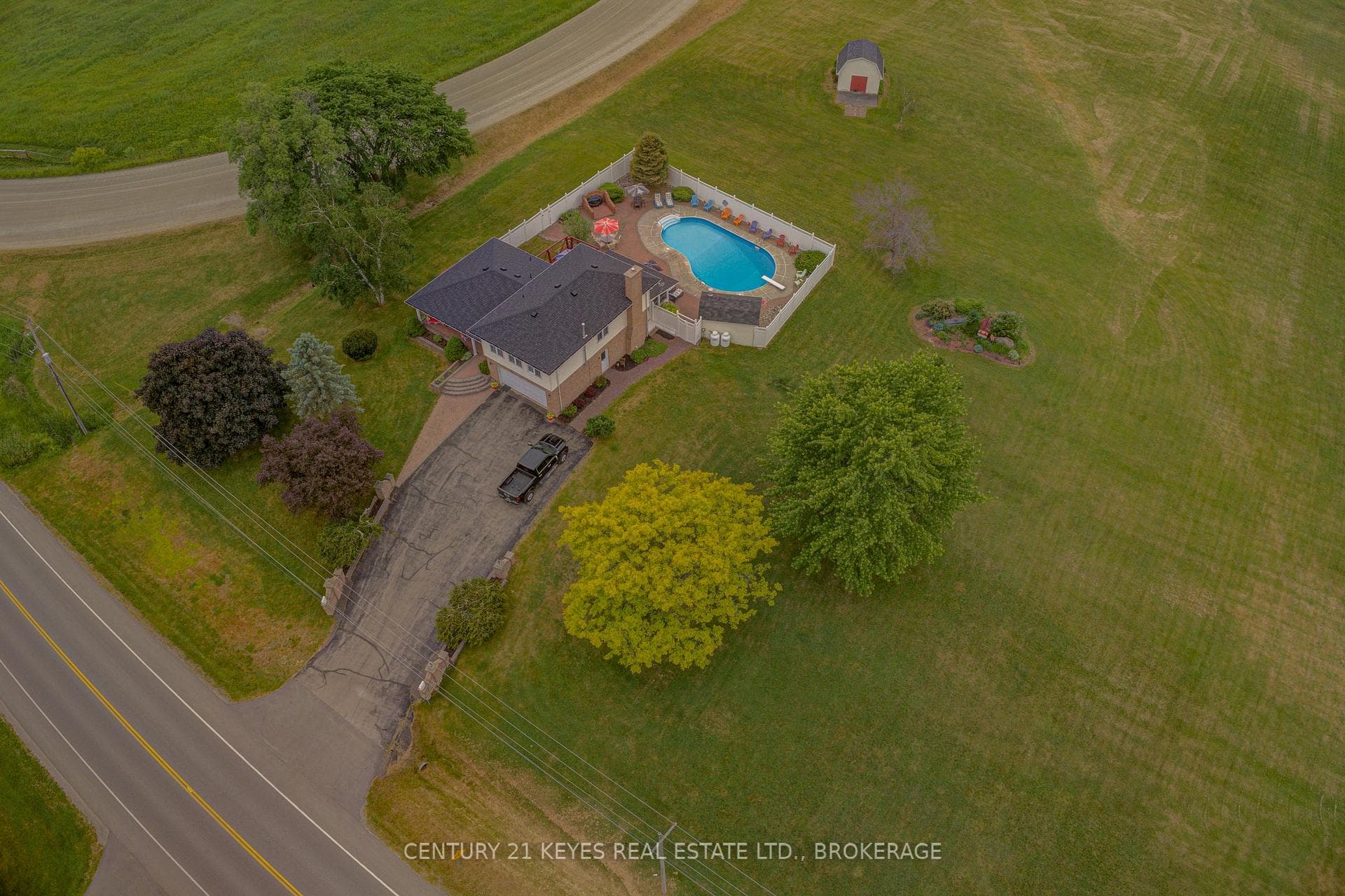 1254 Outlet Road photo 10