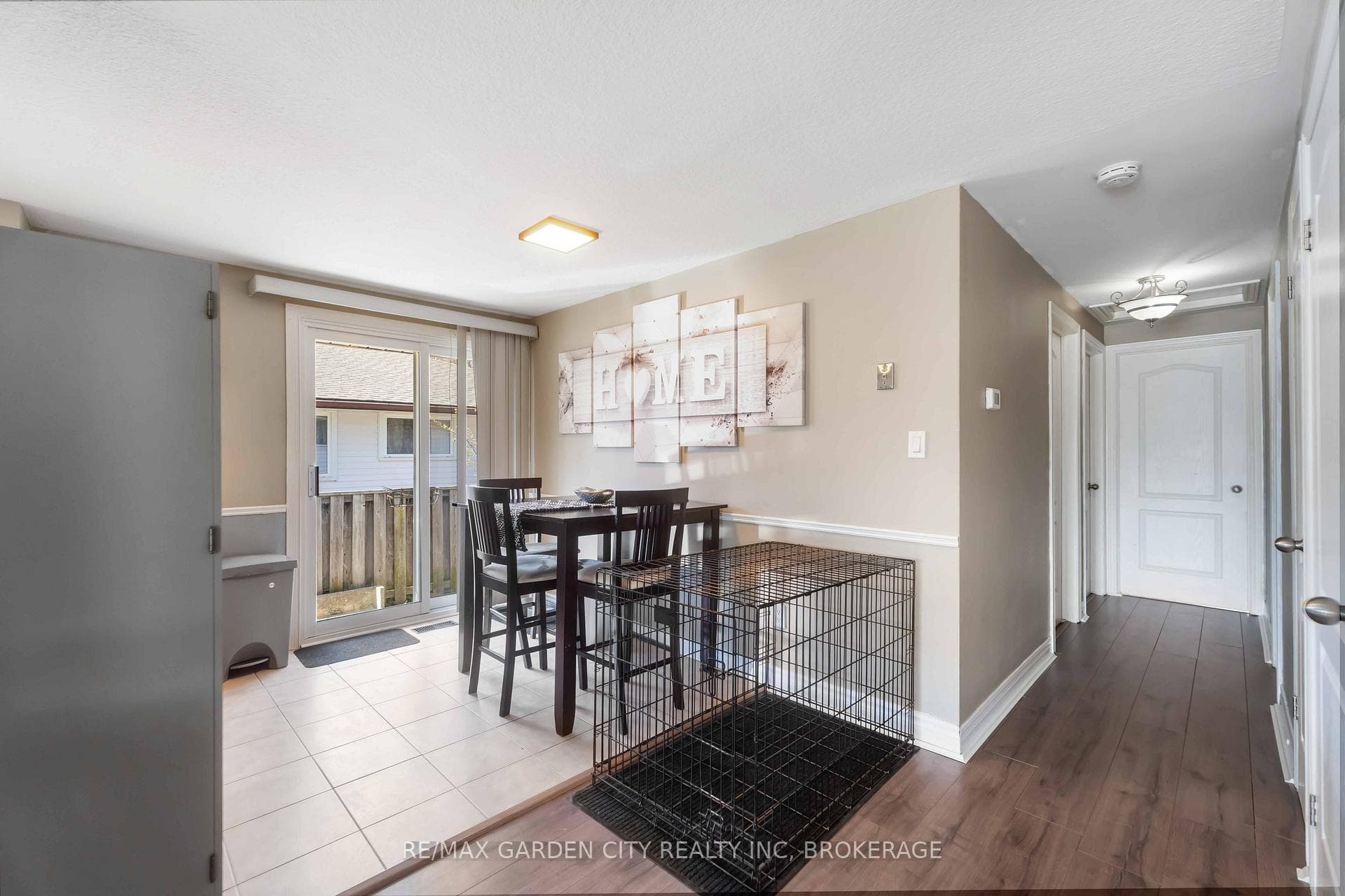47 LOUIS Avenue photo 7