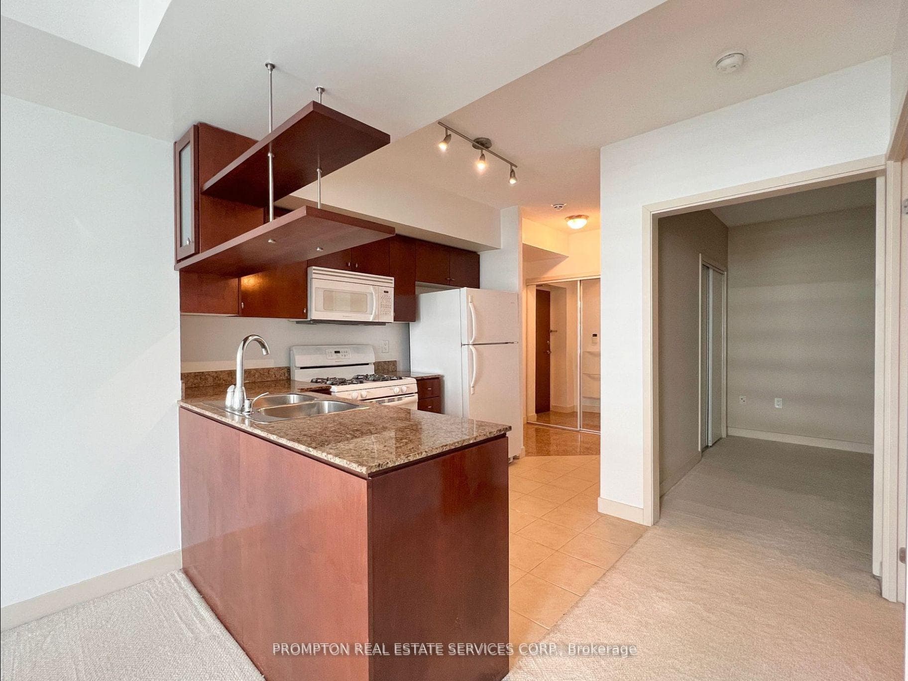 10 Navy Wharf Court Unit 3305 photo 7