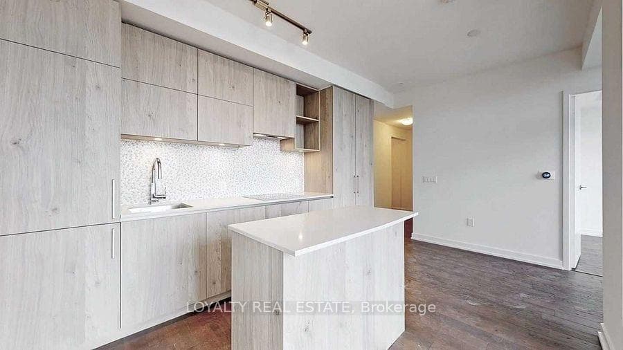 1 Yorkville Avenue Unit 2911 photo 5