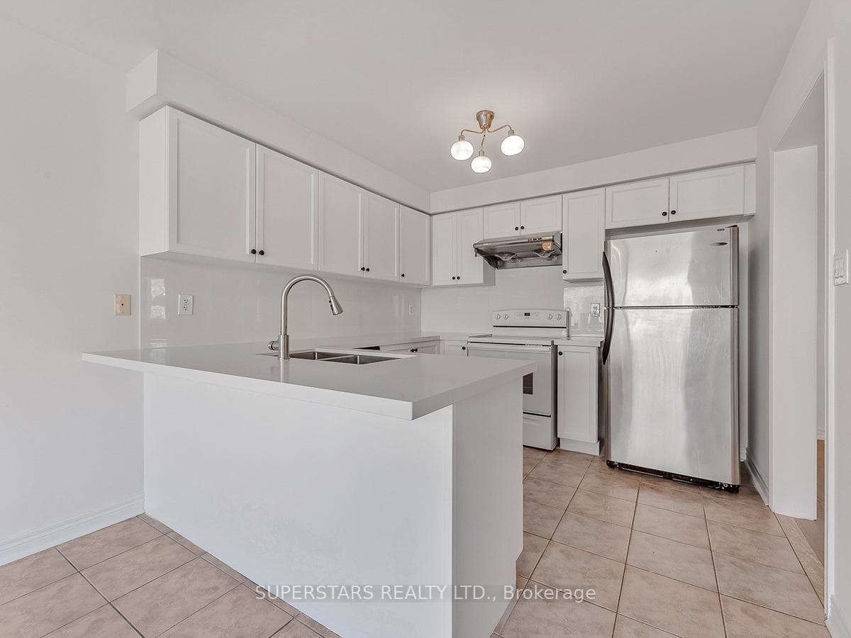 43 Cathmar Drive photo 7