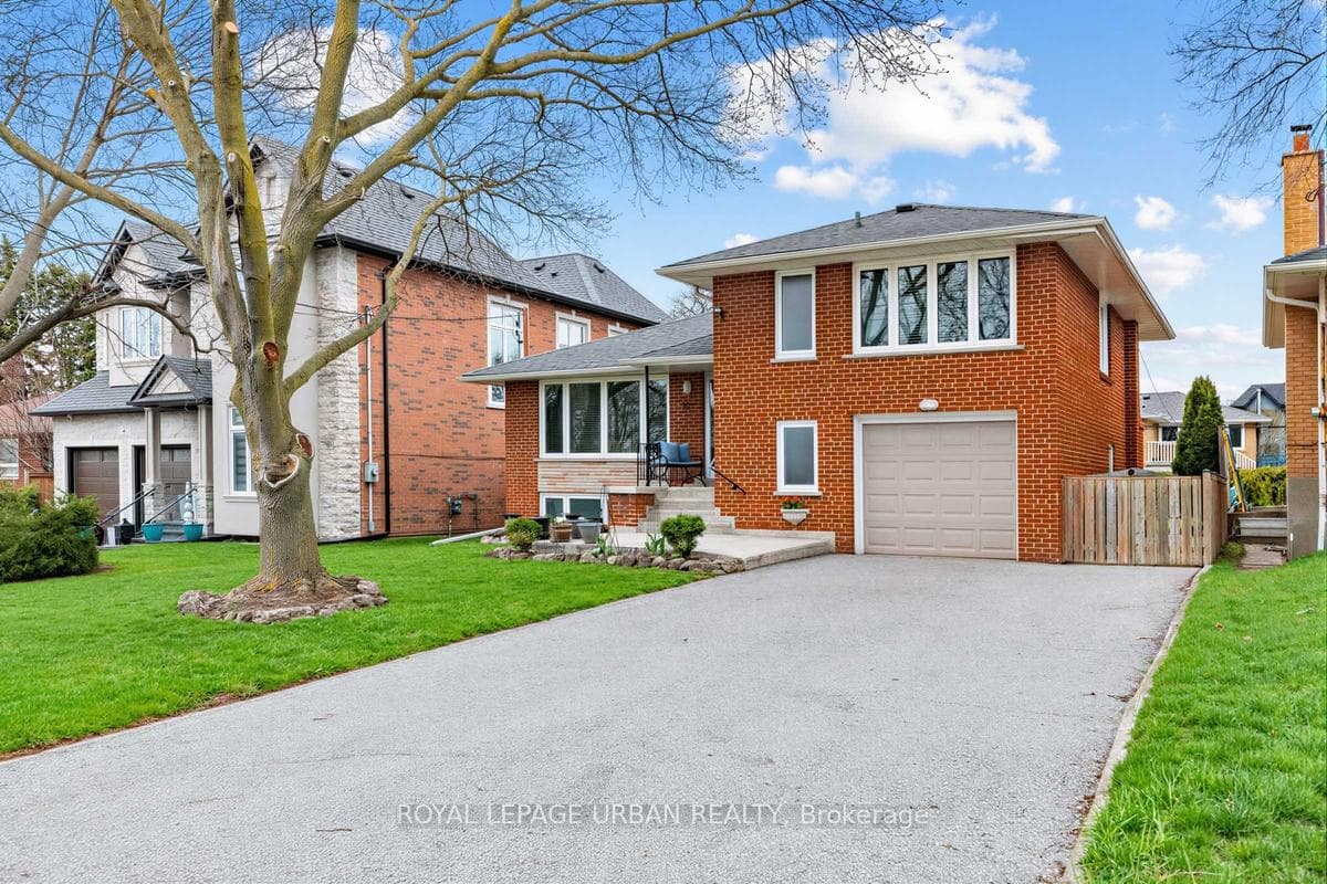 10 Kenewen Court photo 3