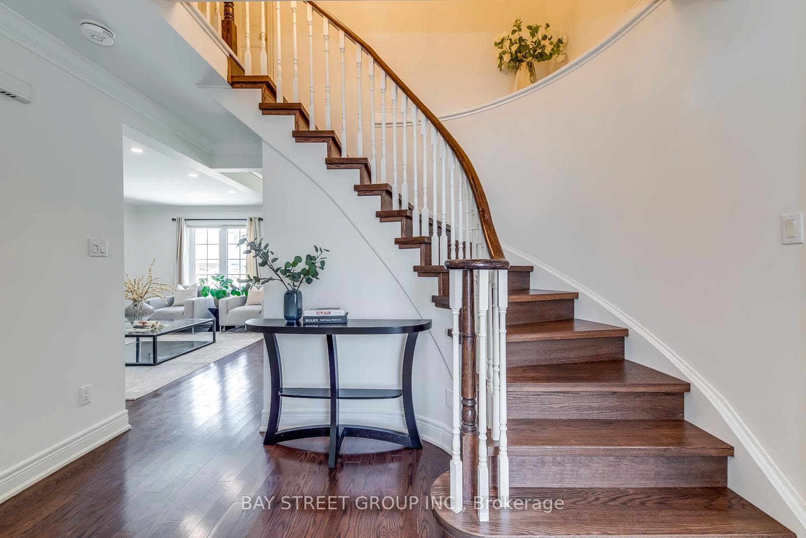 1128 Lansdown Drive photo 22