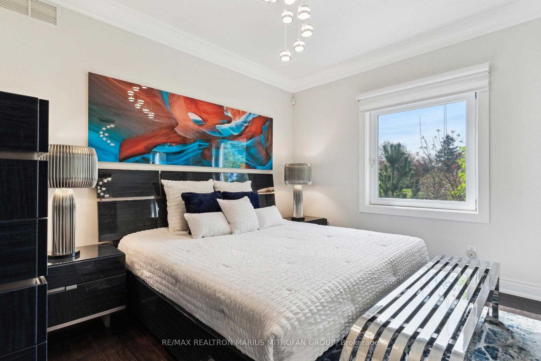23 Steepleview Court photo 14