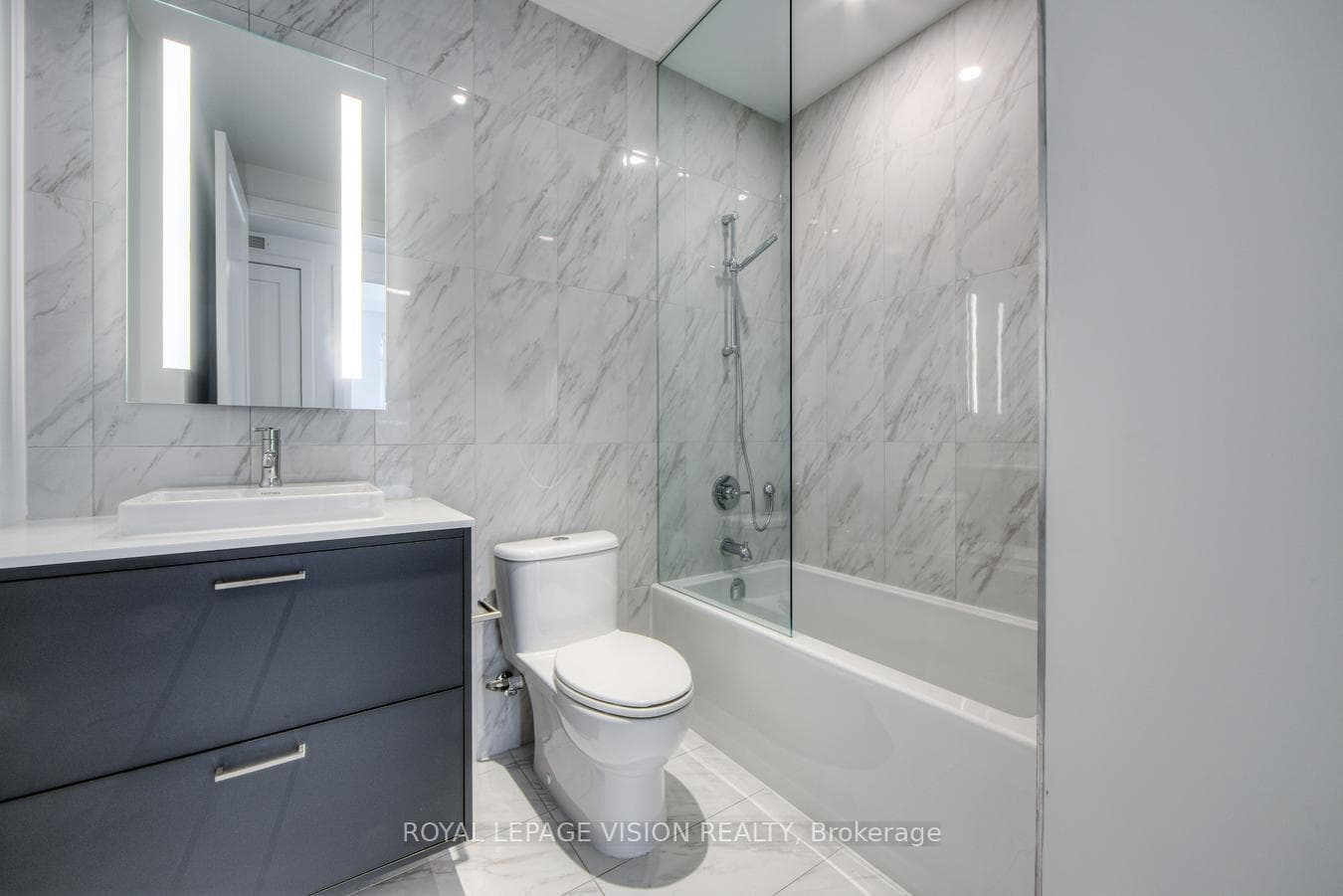 470 Front Street Unit 2812 photo 22