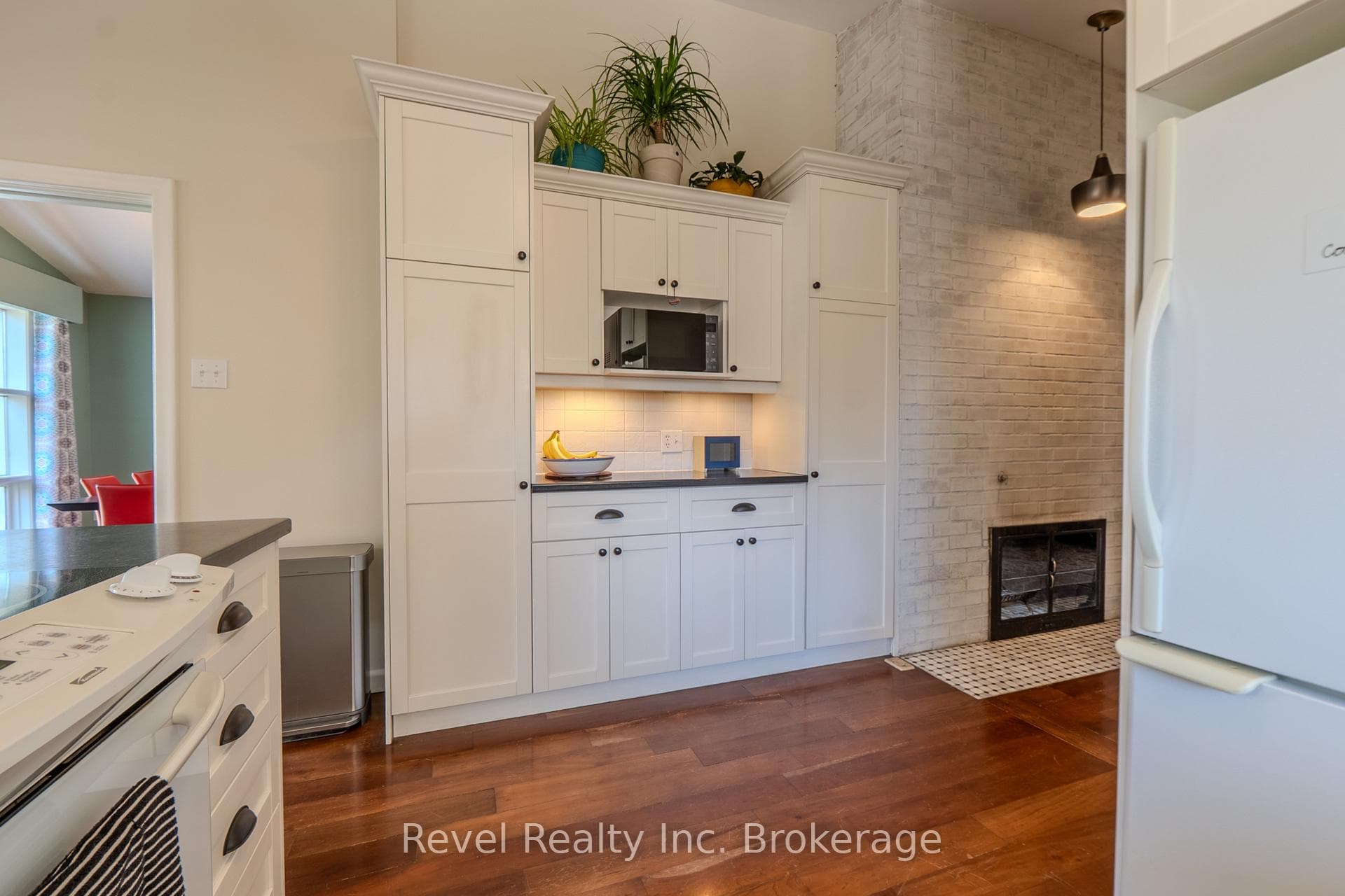 905 Pinewood Road photo 12