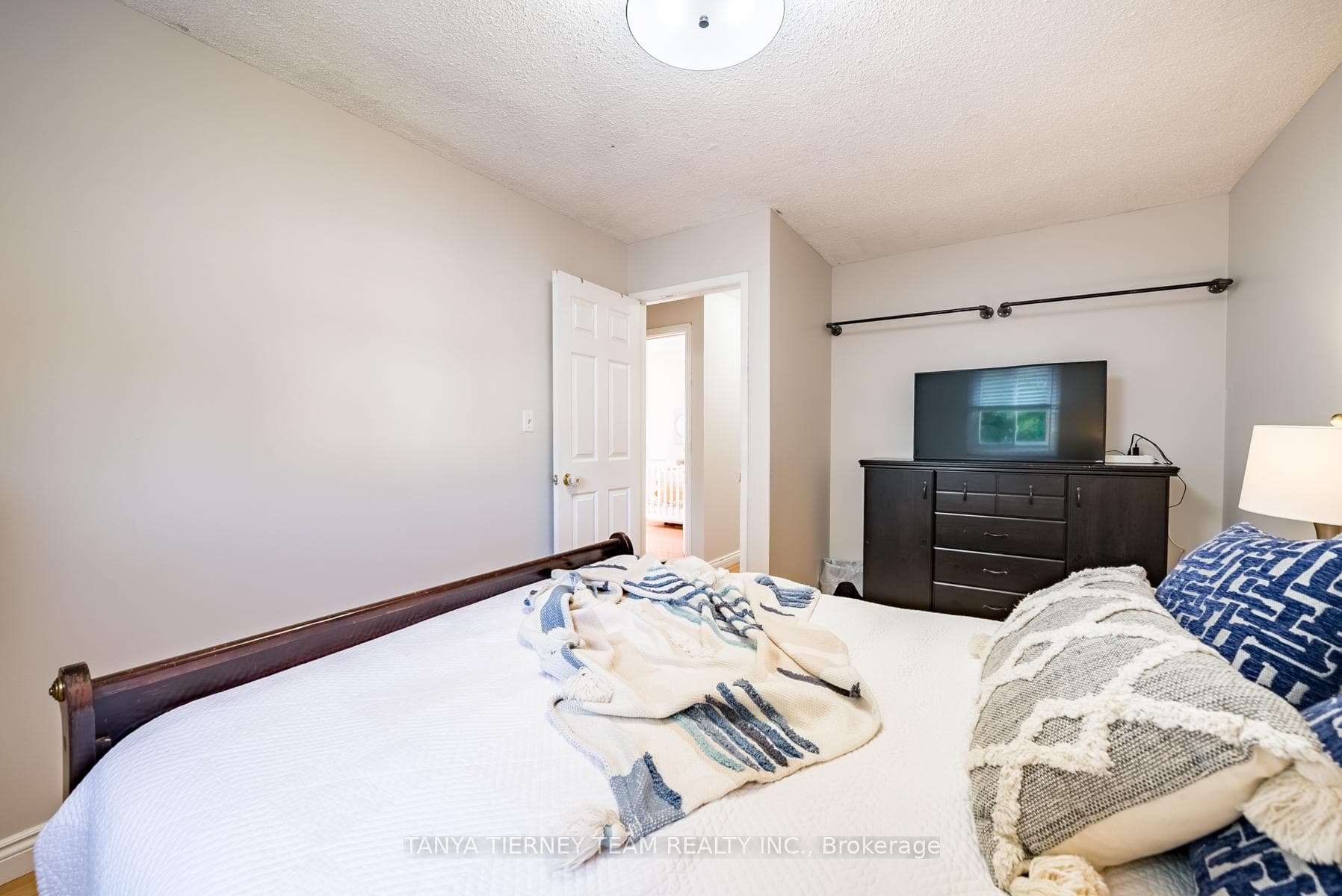 116 Homefield Square photo 17