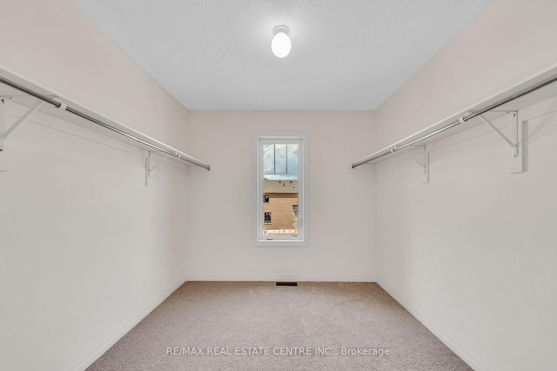 201 Warden Street photo 29