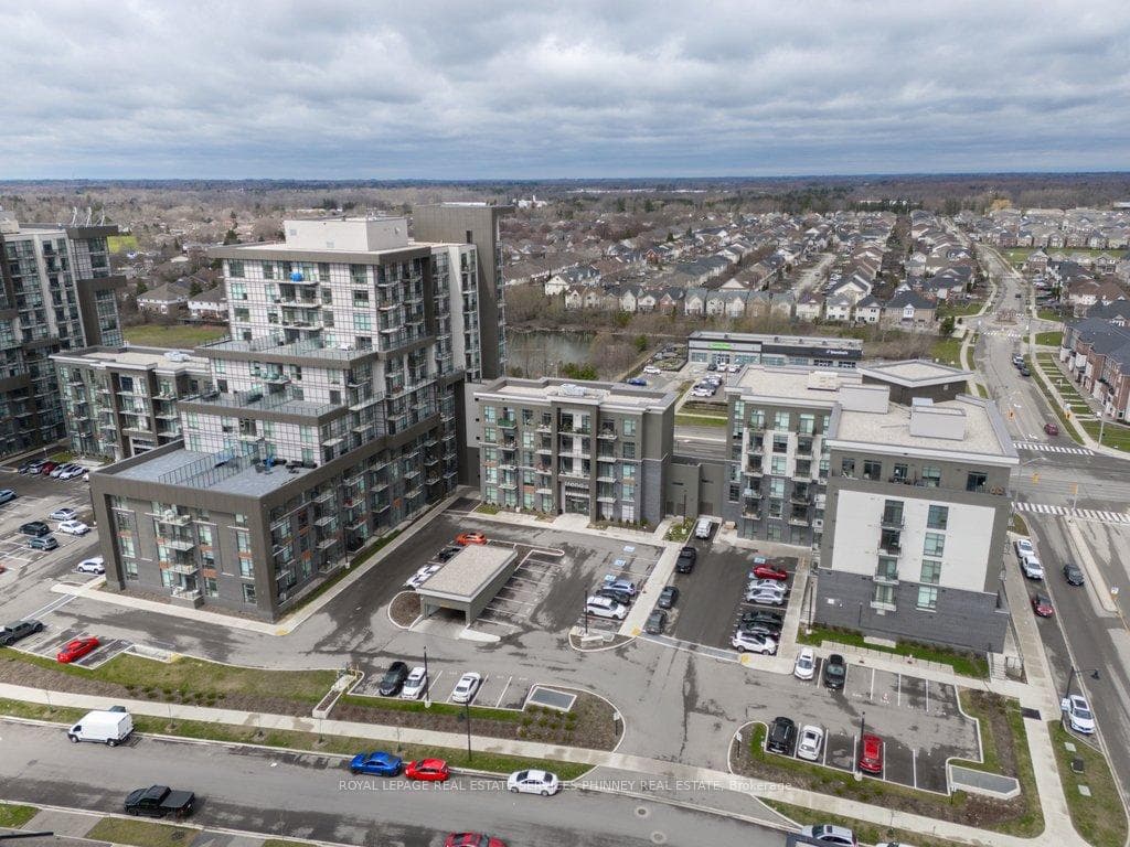 470 Dundas Street Unit 506 photo 17