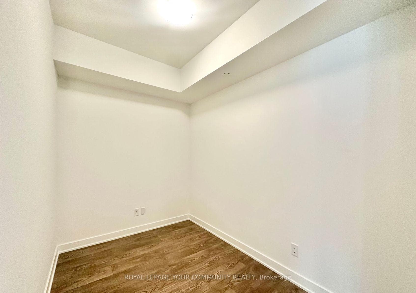 543 Richmond Street Unit 1028 photo 3
