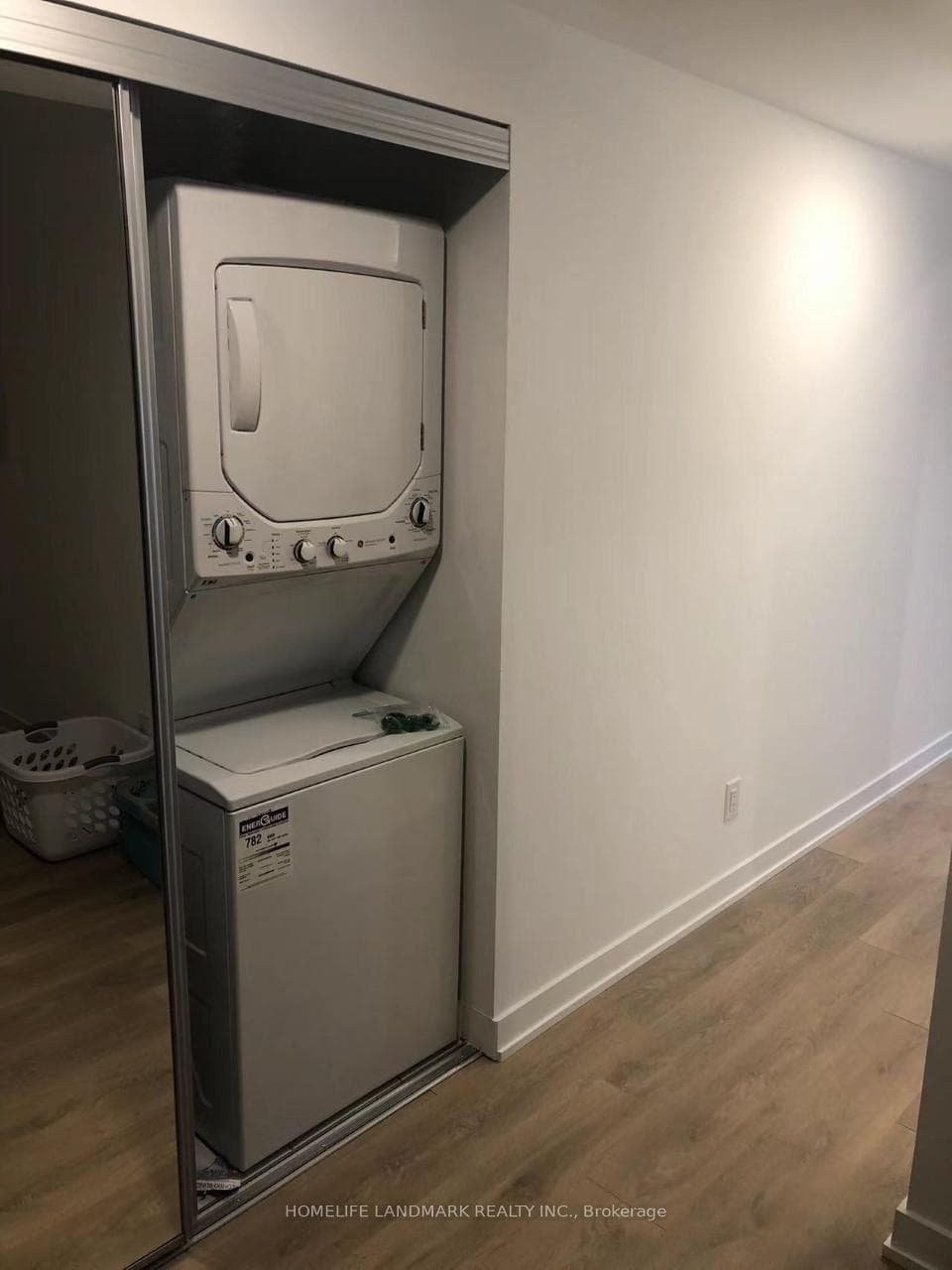 501 Yonge Street Unit 4410 photo 6