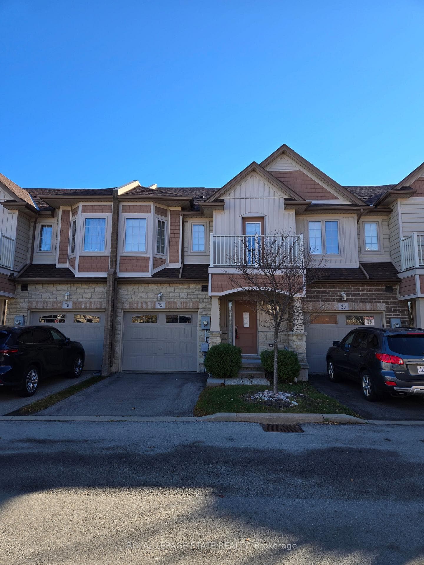 7 Lakelawn Road Unit 19 photo 1