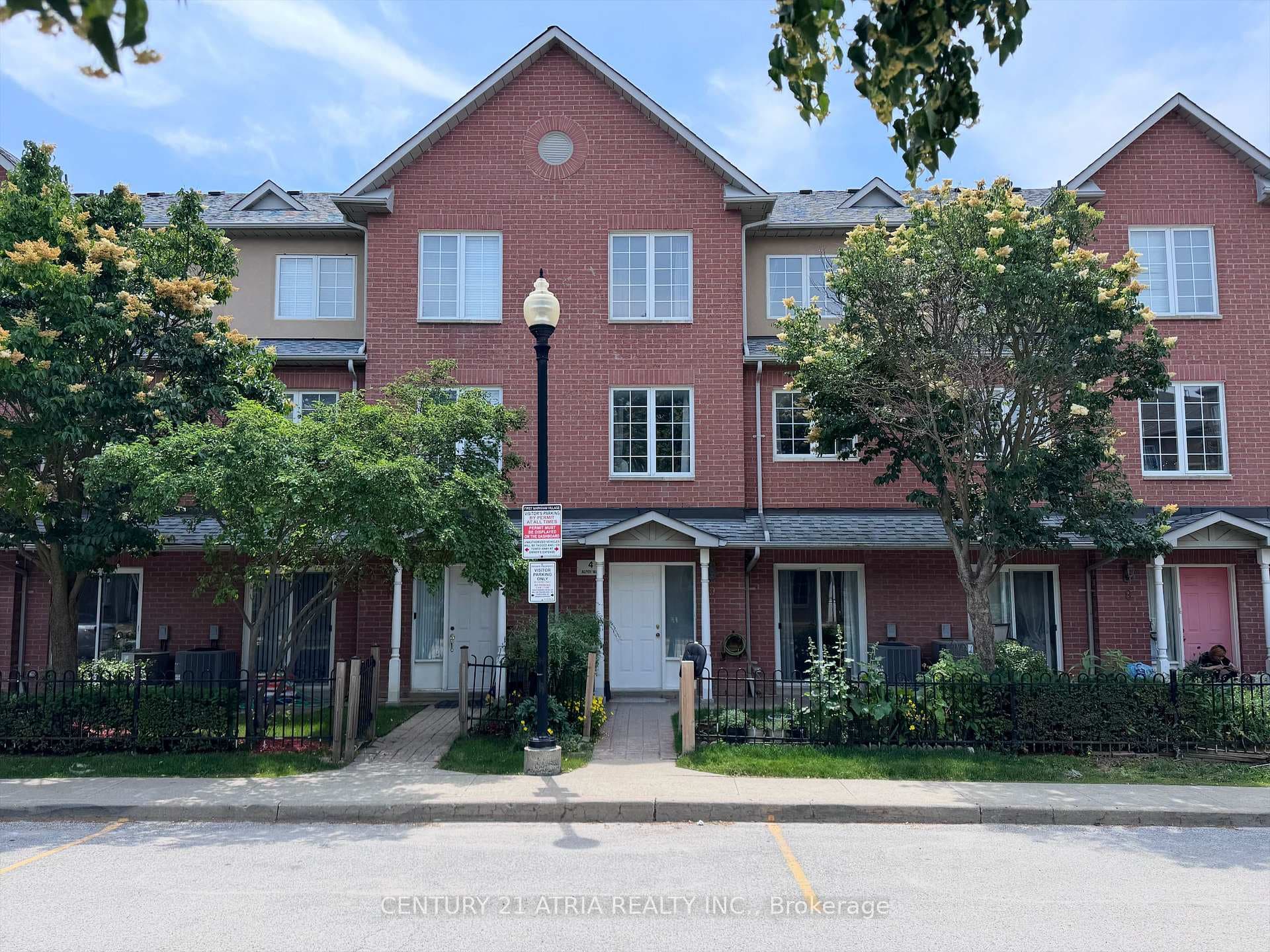4 Alpen Way Unit 9 photo 2