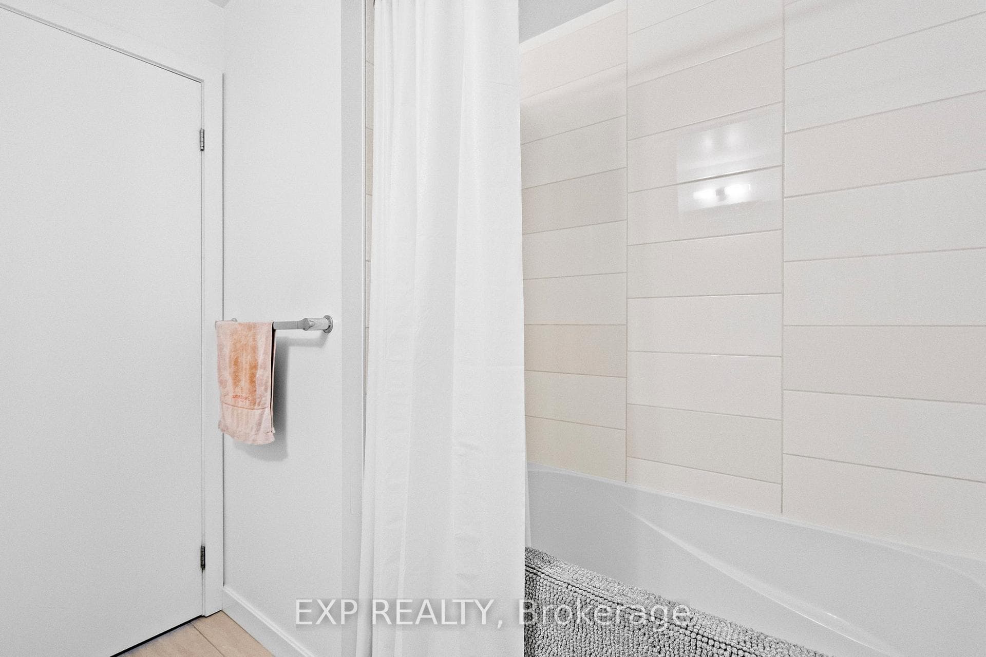 50 Forest Manor Road Unit 505 photo 8