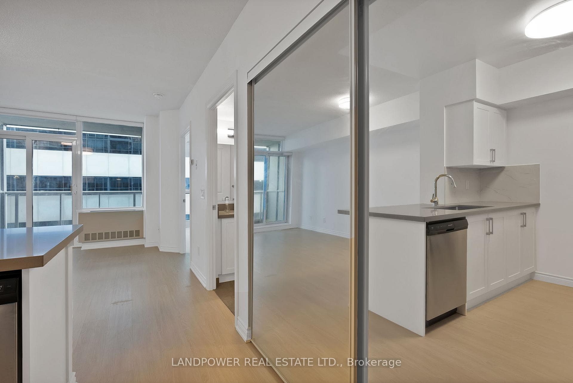 4968 Yonge Street Unit 2812 photo 10