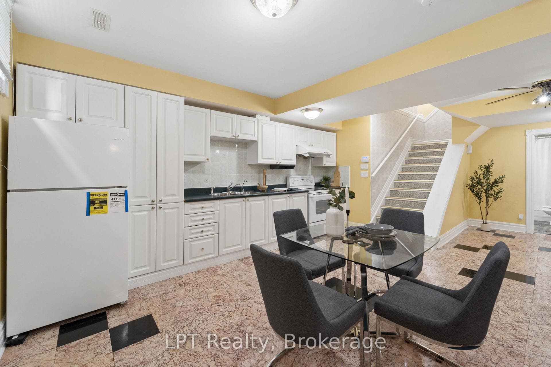 1 Mayfield Crescent photo 34