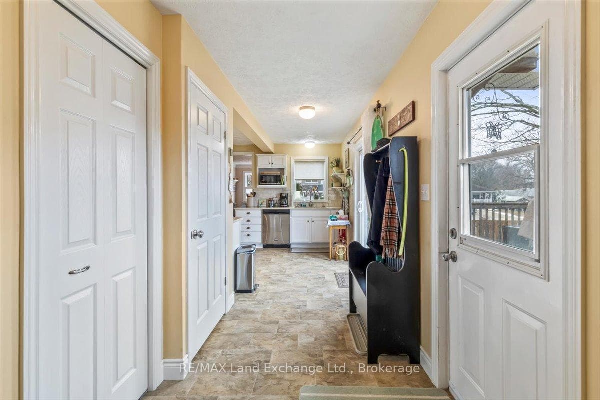 737 Green Street photo 14