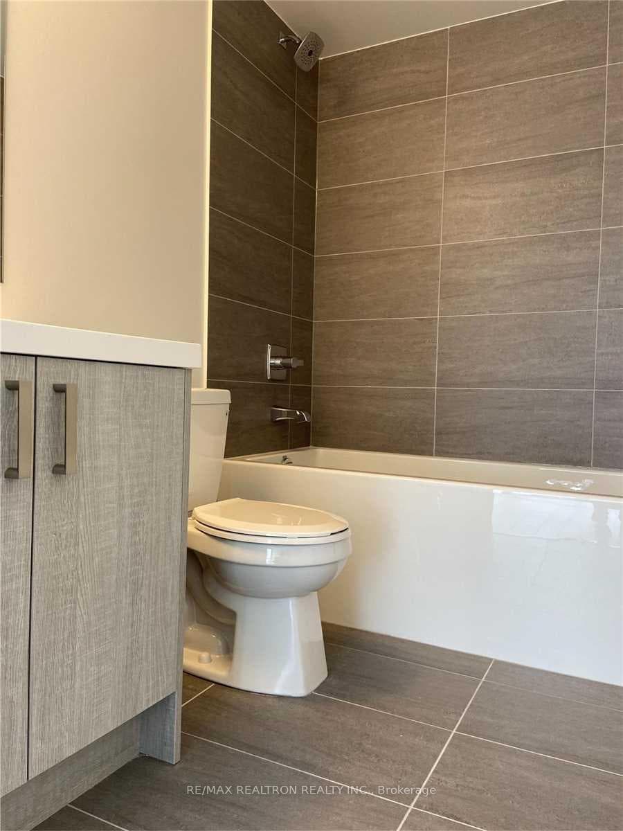 77 Mutual Street Unit 3005 photo 10