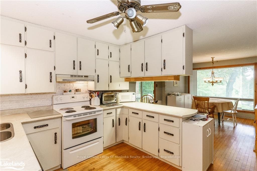 145&147 LIDDARD Street photo 8